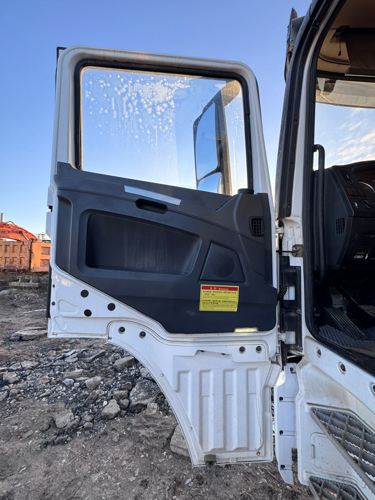 Shacman (Shaanxi) SX* 6x4 Самосвал 2022 г. - фото 9