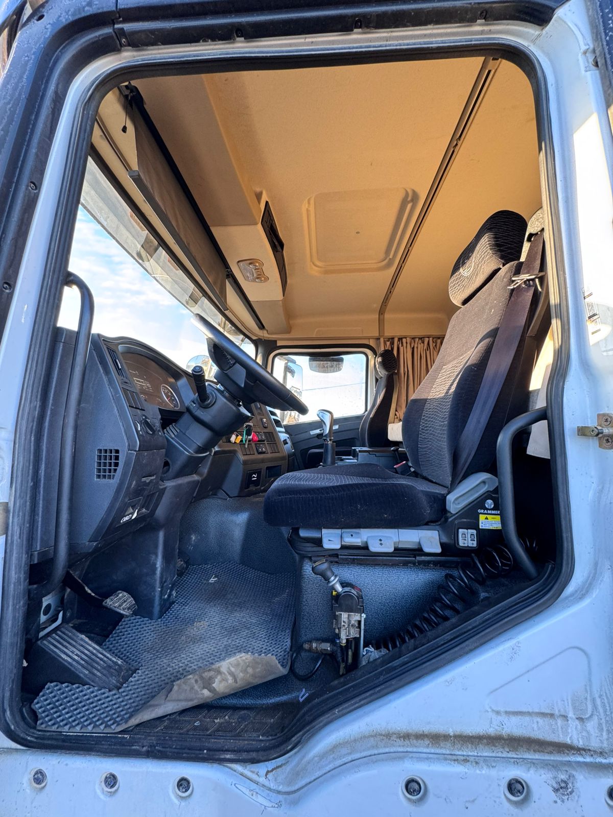 Shacman (Shaanxi) SX* 6x4 Самосвал 2022 г. - фото 11