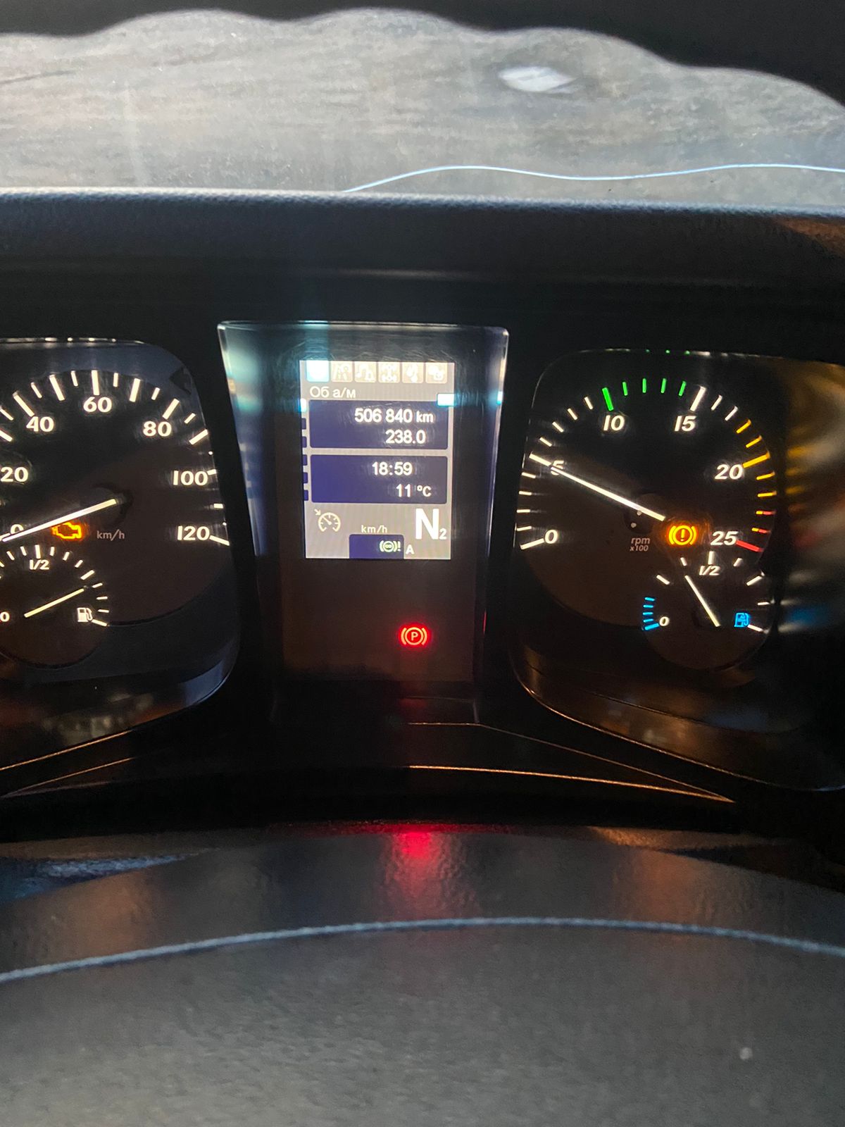 Mercedes-Benz AROCS 6x4 Седельный тягач 2019 г. - фото 19