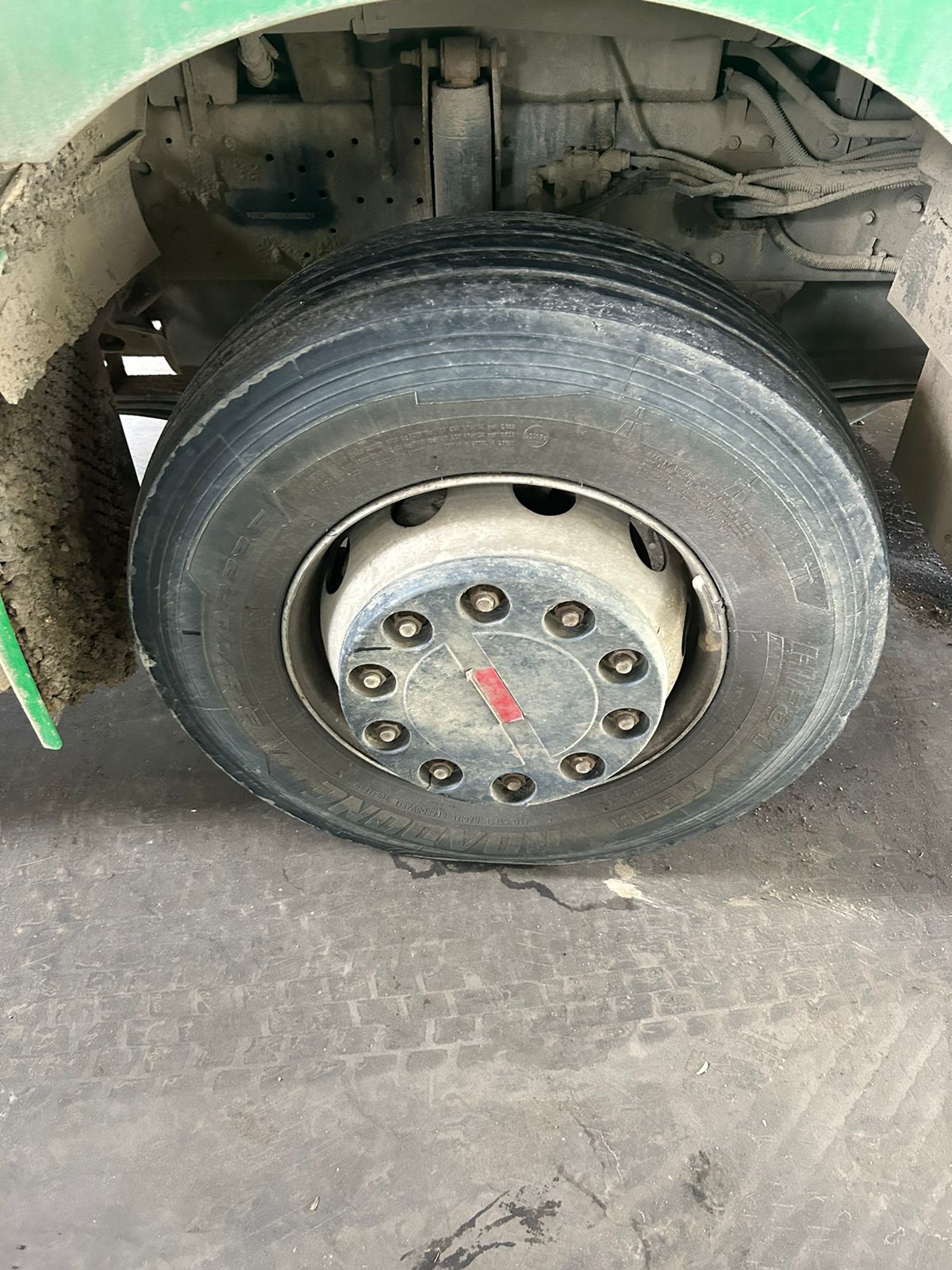 КамАЗ 5490 4x2 Седельный тягач 2017 г. - фото 5