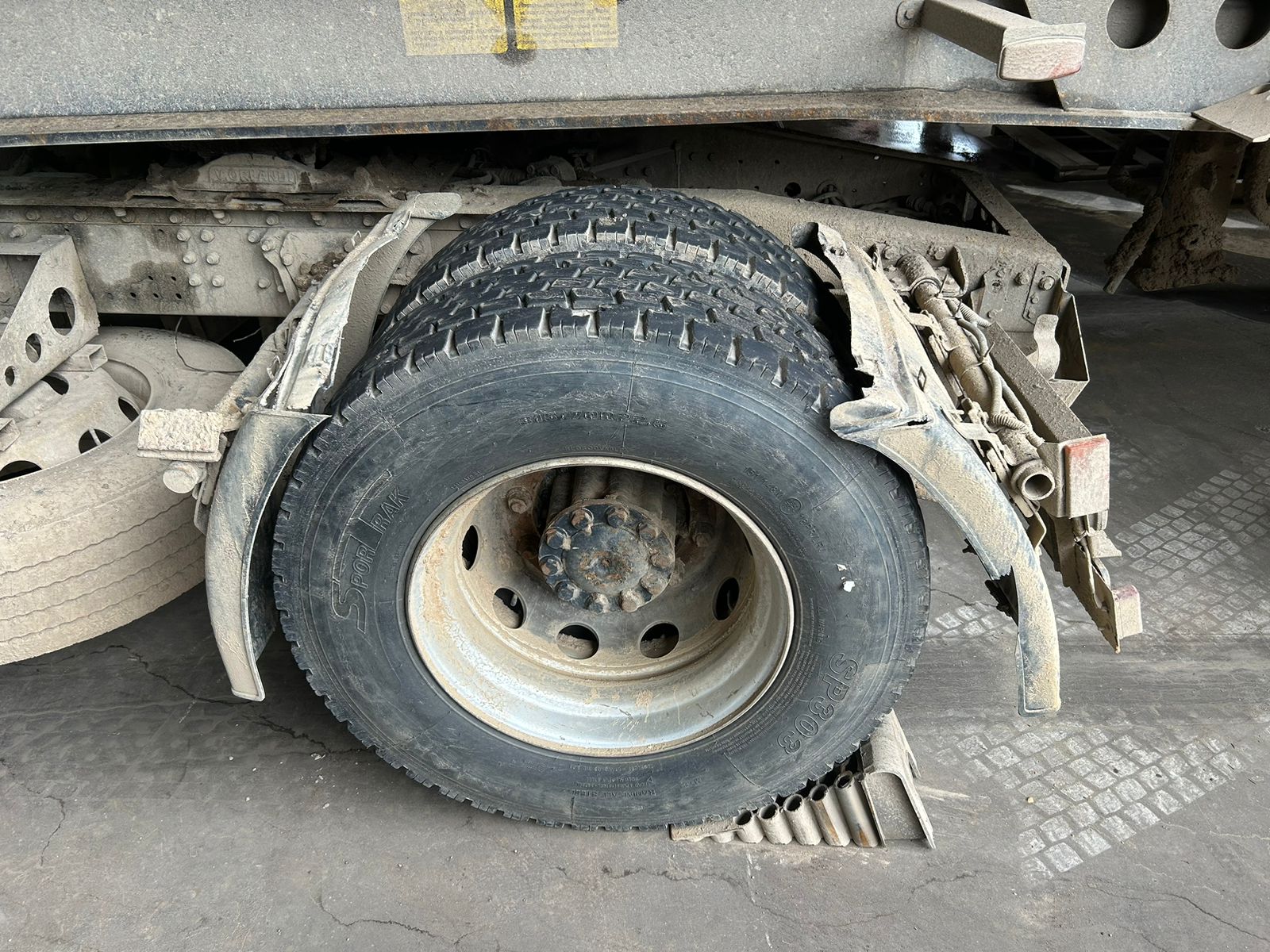 КамАЗ 5490 4x2 Седельный тягач 2017 г. - фото 6