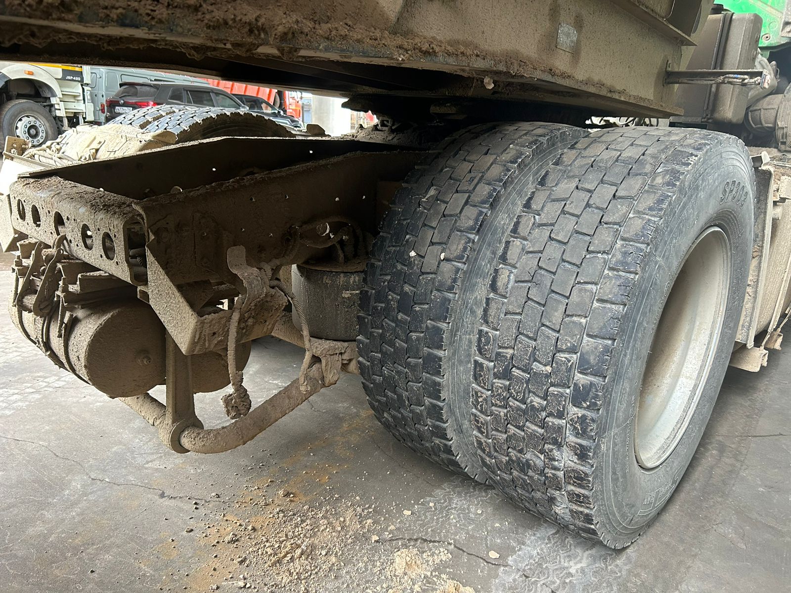 КамАЗ 5490 4x2 Седельный тягач 2017 г. - фото 8