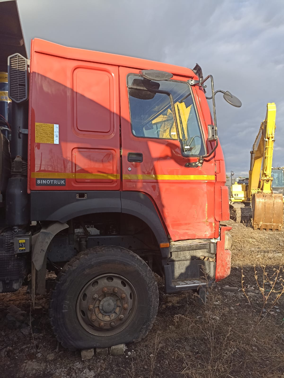 Howo ZZ* 8x4 Самосвал 2022 г. - фото 4