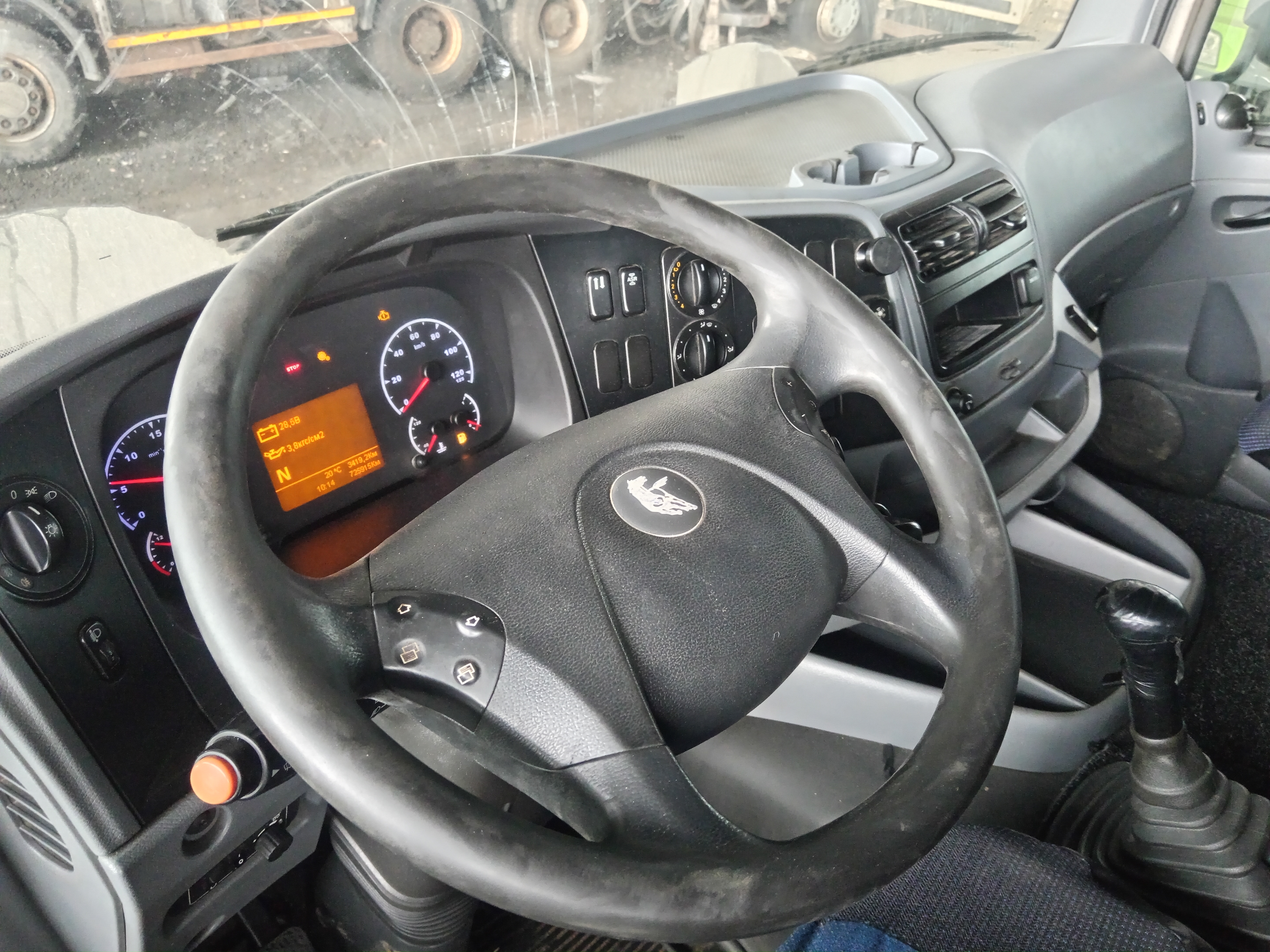 КамАЗ 5490 4x2 Седельный тягач 2018 г. - фото 14