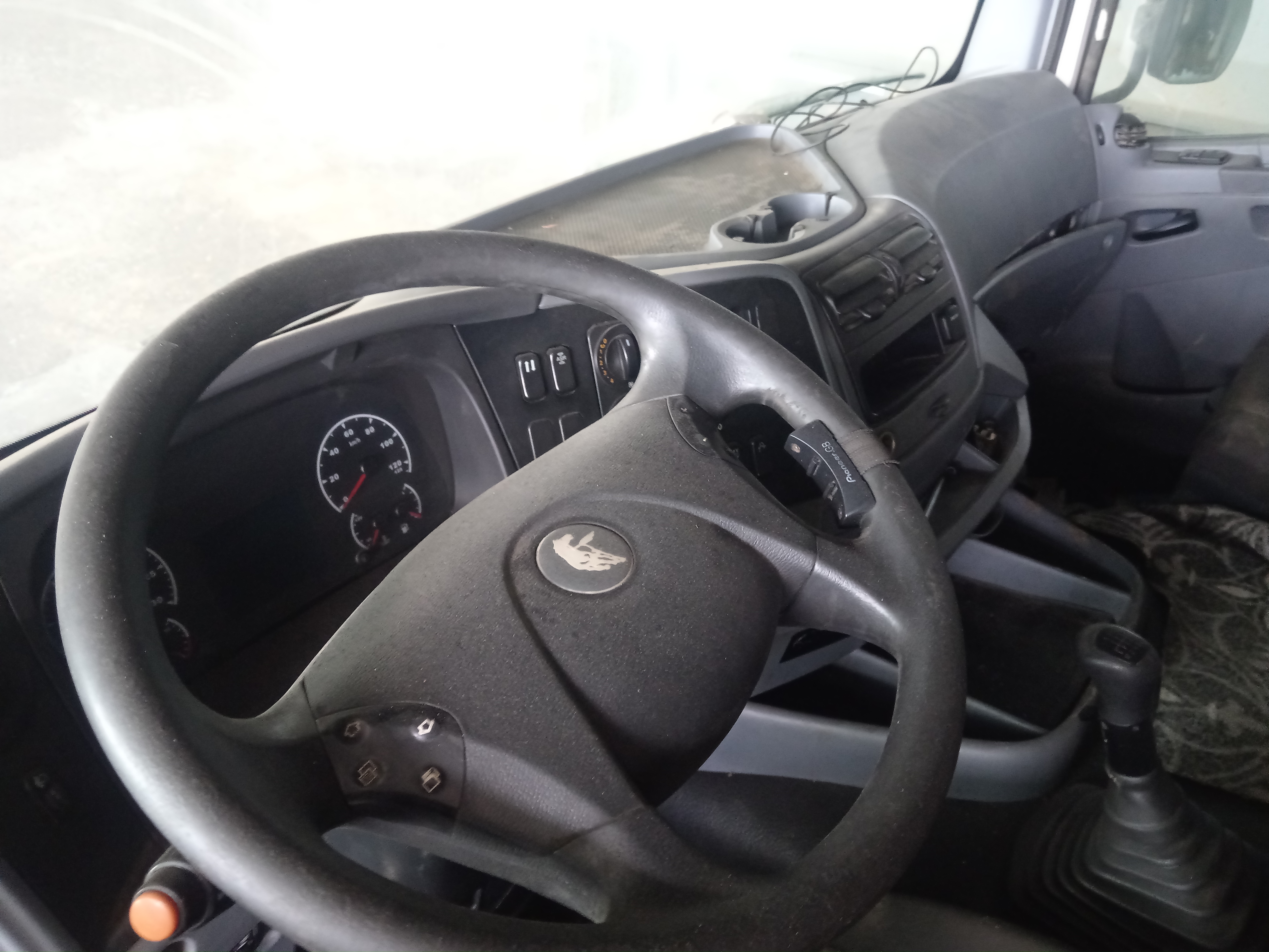 КамАЗ 5490 4x2 Седельный тягач 2017 г. - фото 13