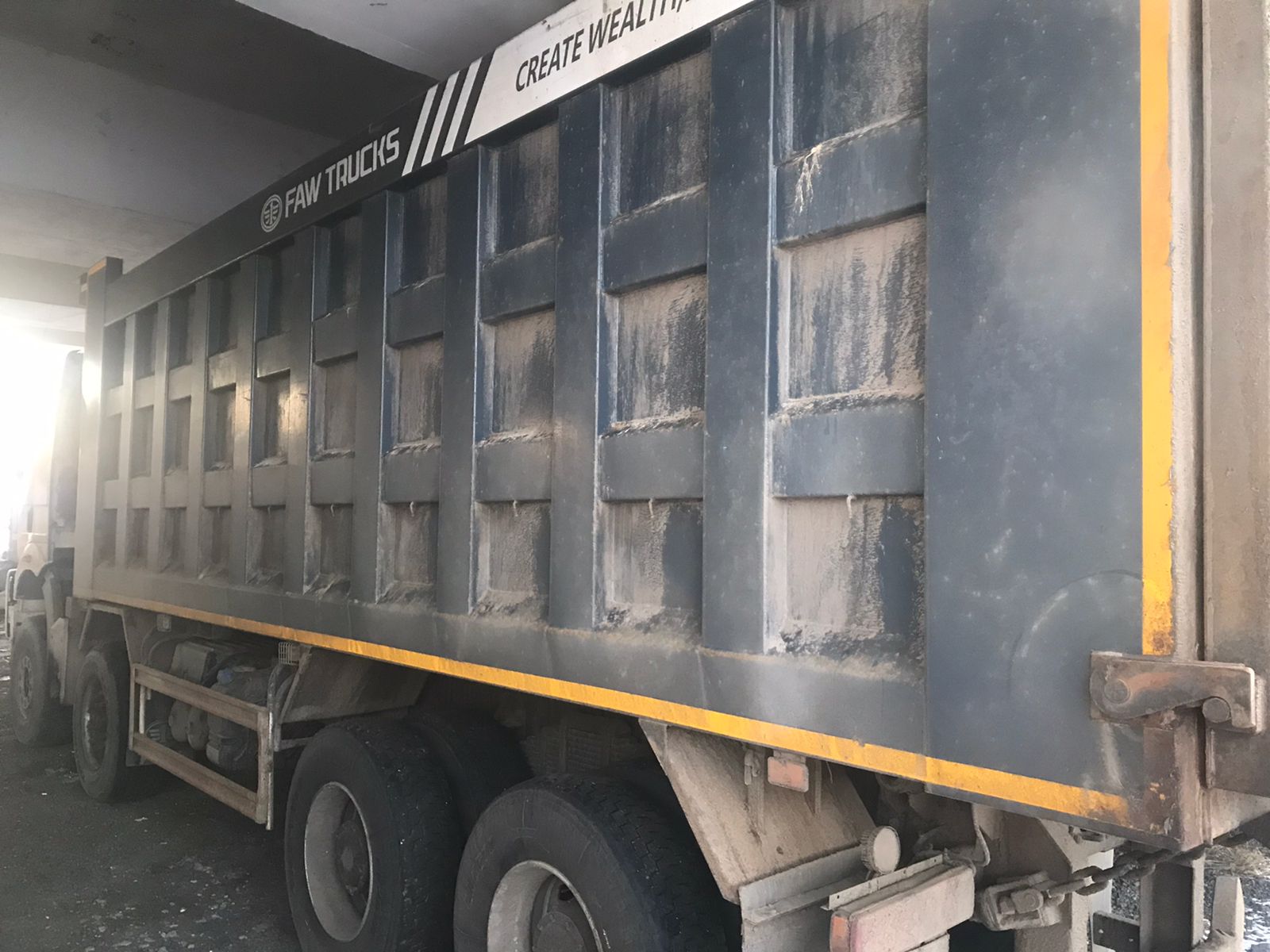 FAW J6 8x4 Самосвал 2022 г. - фото 5