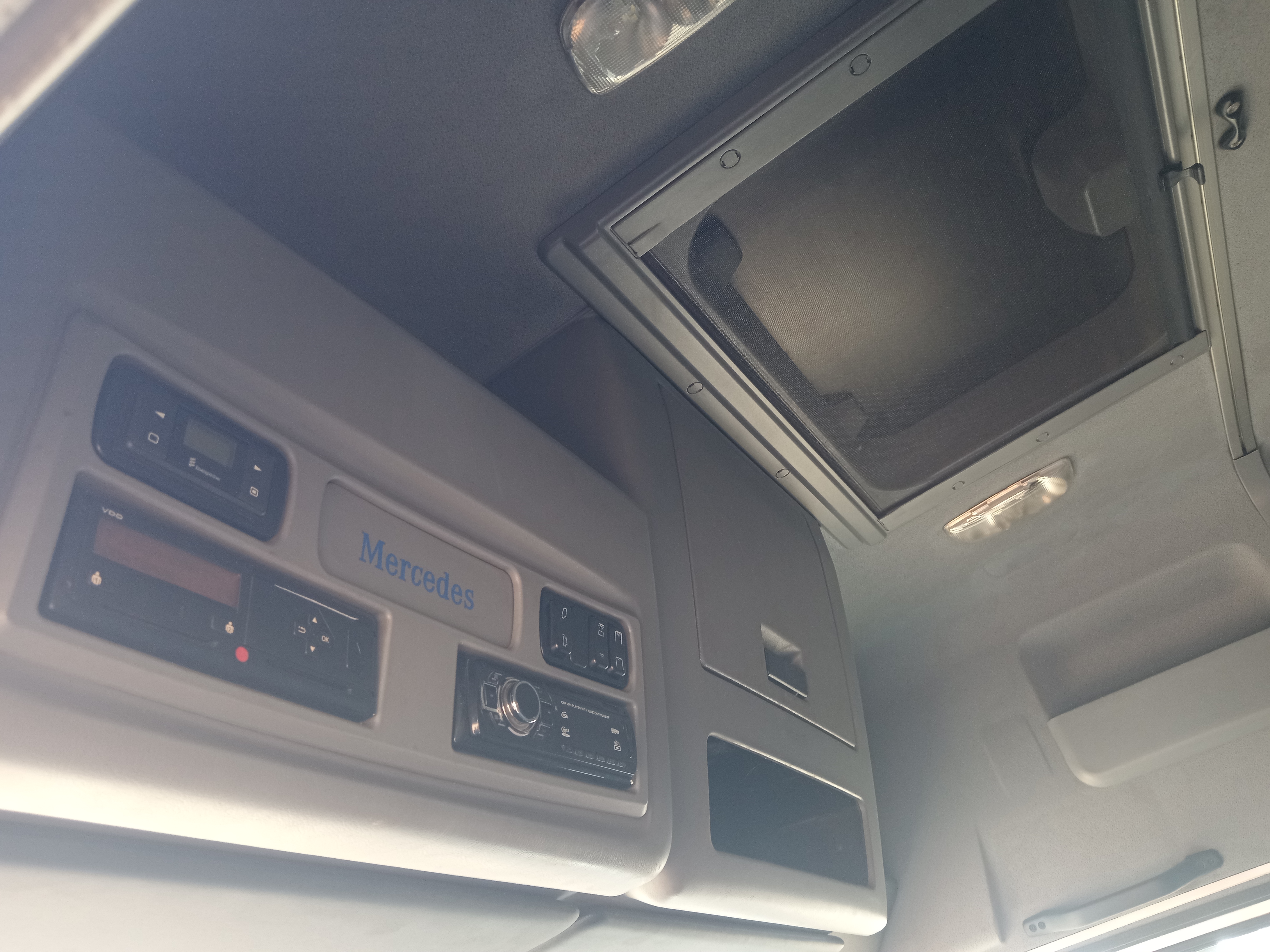 КамАЗ 5490 4x2 Седельный тягач 2017 г. - фото 16