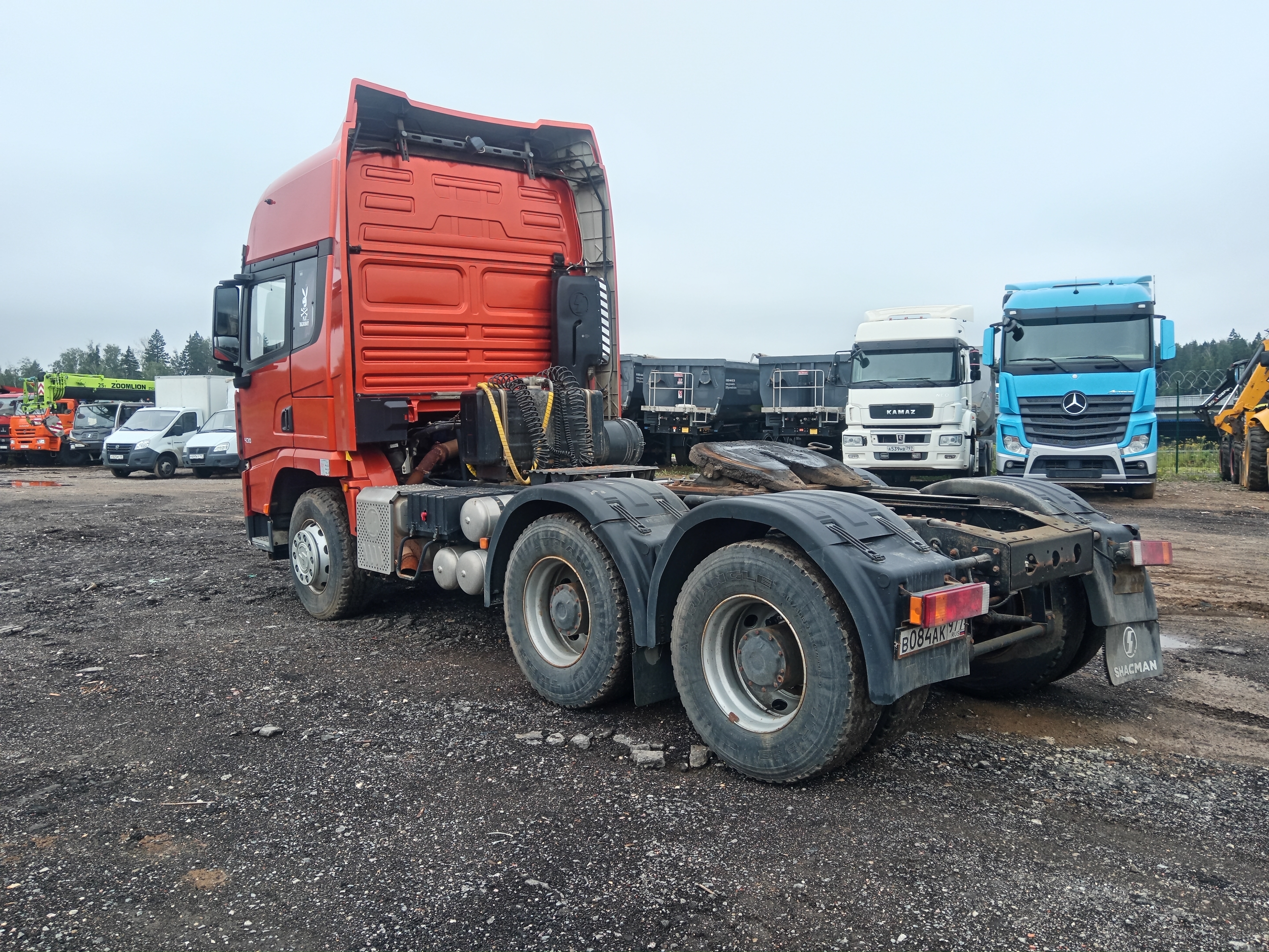 Shacman (Shaanxi) SX* 6x4 Седельный тягач 2022 г. - фото 13