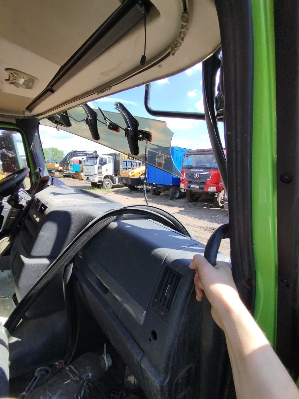 Shacman (Shaanxi) SX* 8x4 Самосвал 2022 г. - фото 3