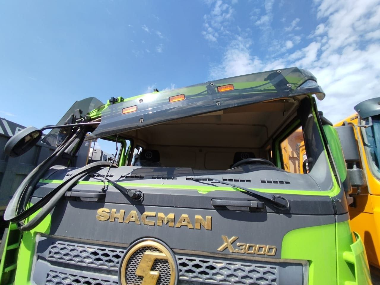 Shacman (Shaanxi) SX* 8x4 Самосвал 2022 г. - фото 23