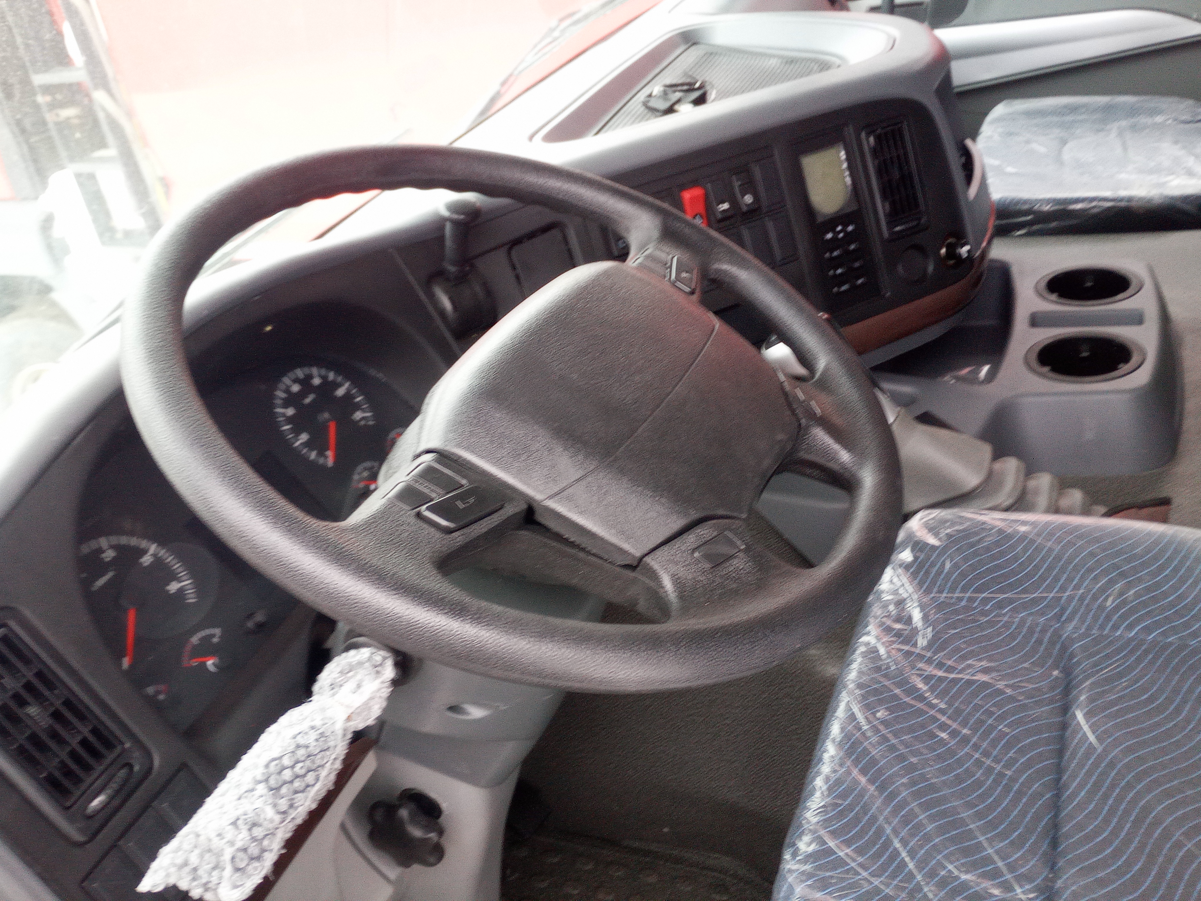 Howo ZZ* 8x4 Самосвал 2022 г. - фото 9