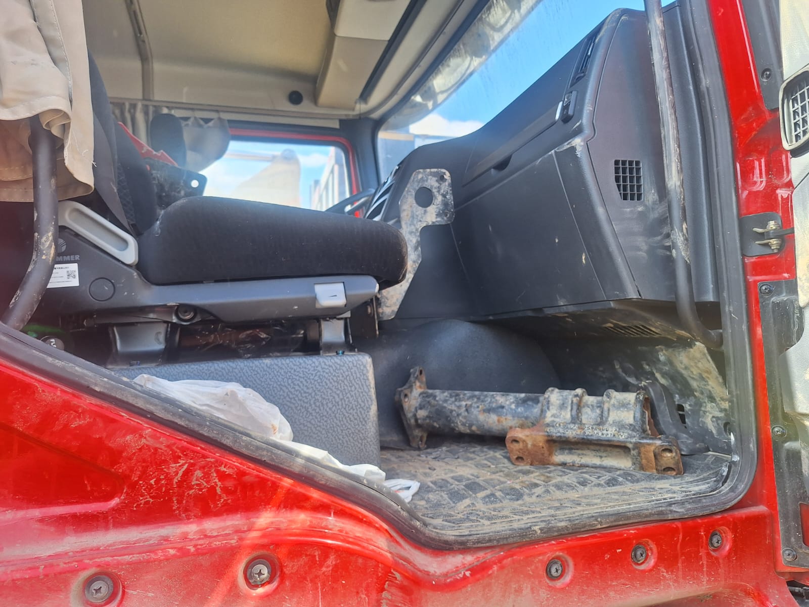 Shacman (Shaanxi) SX* 8x4 Самосвал 2022 г. - фото 3