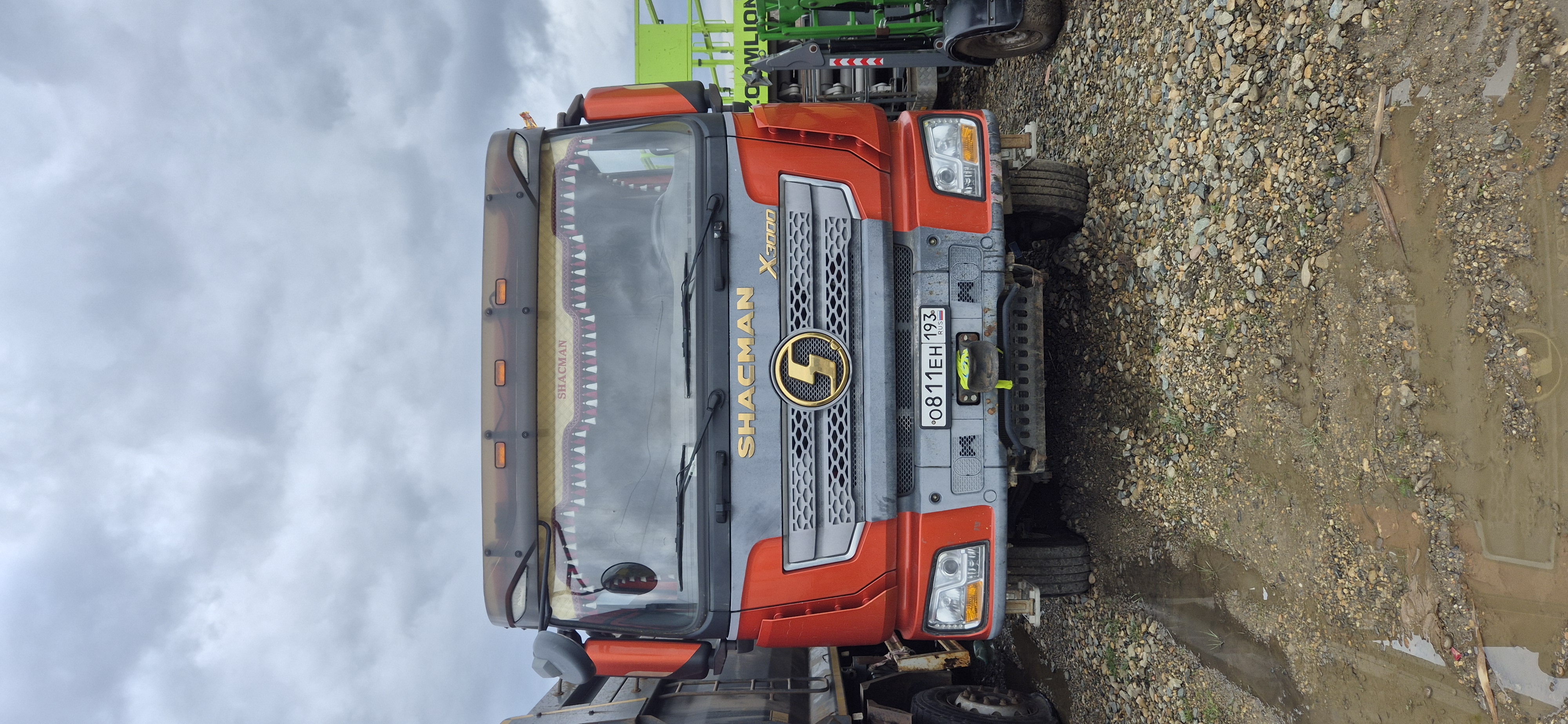 Shacman (Shaanxi) SX* 6x4 Самосвал 2021 г.