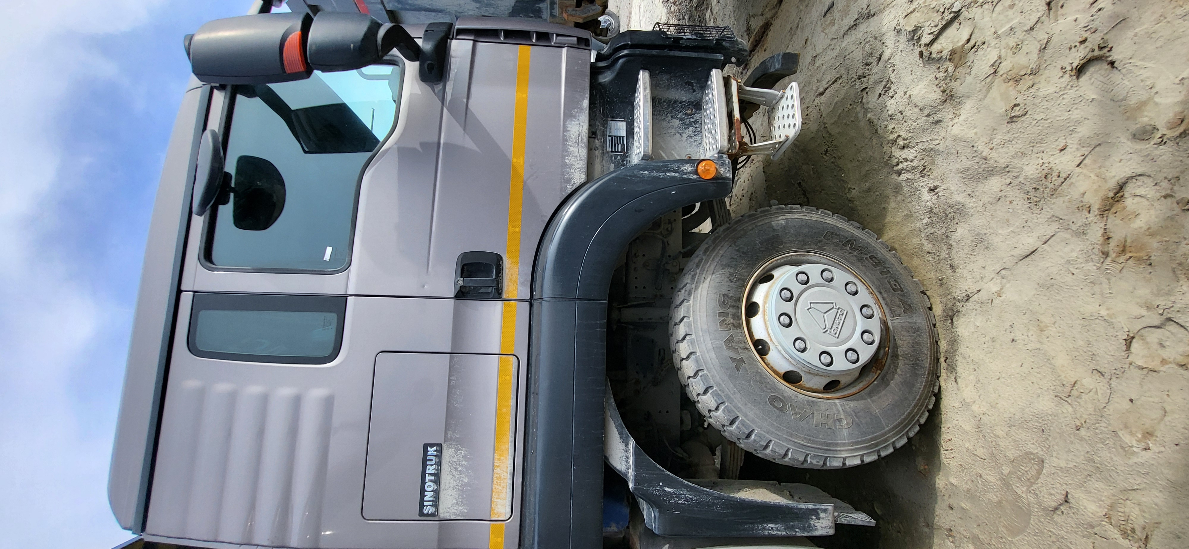 Howo T5G 8x4 Самосвал 2022 г. - фото 2