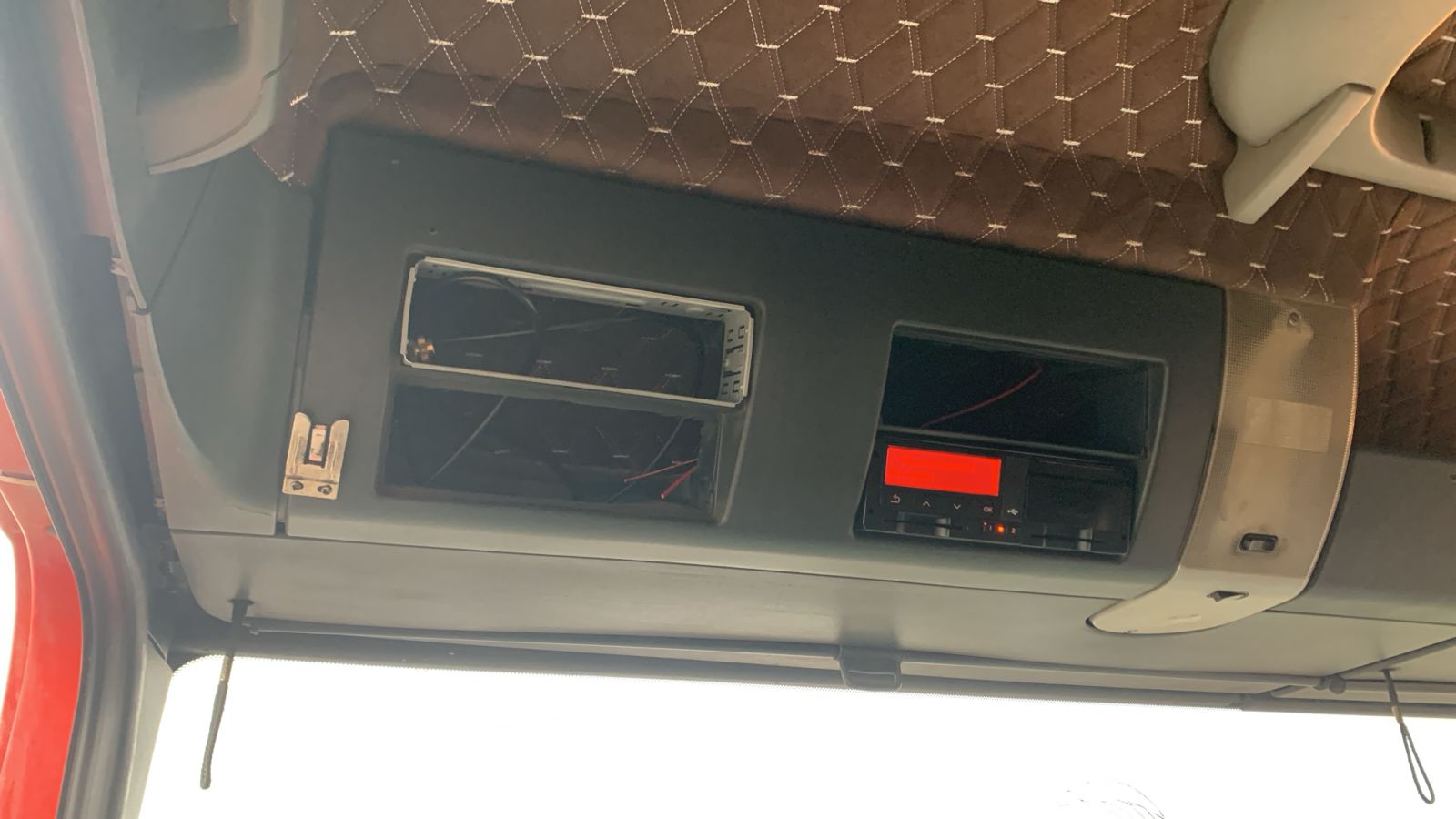 MAN TGS 6x4 Седельный тягач 2016 г. - фото 8