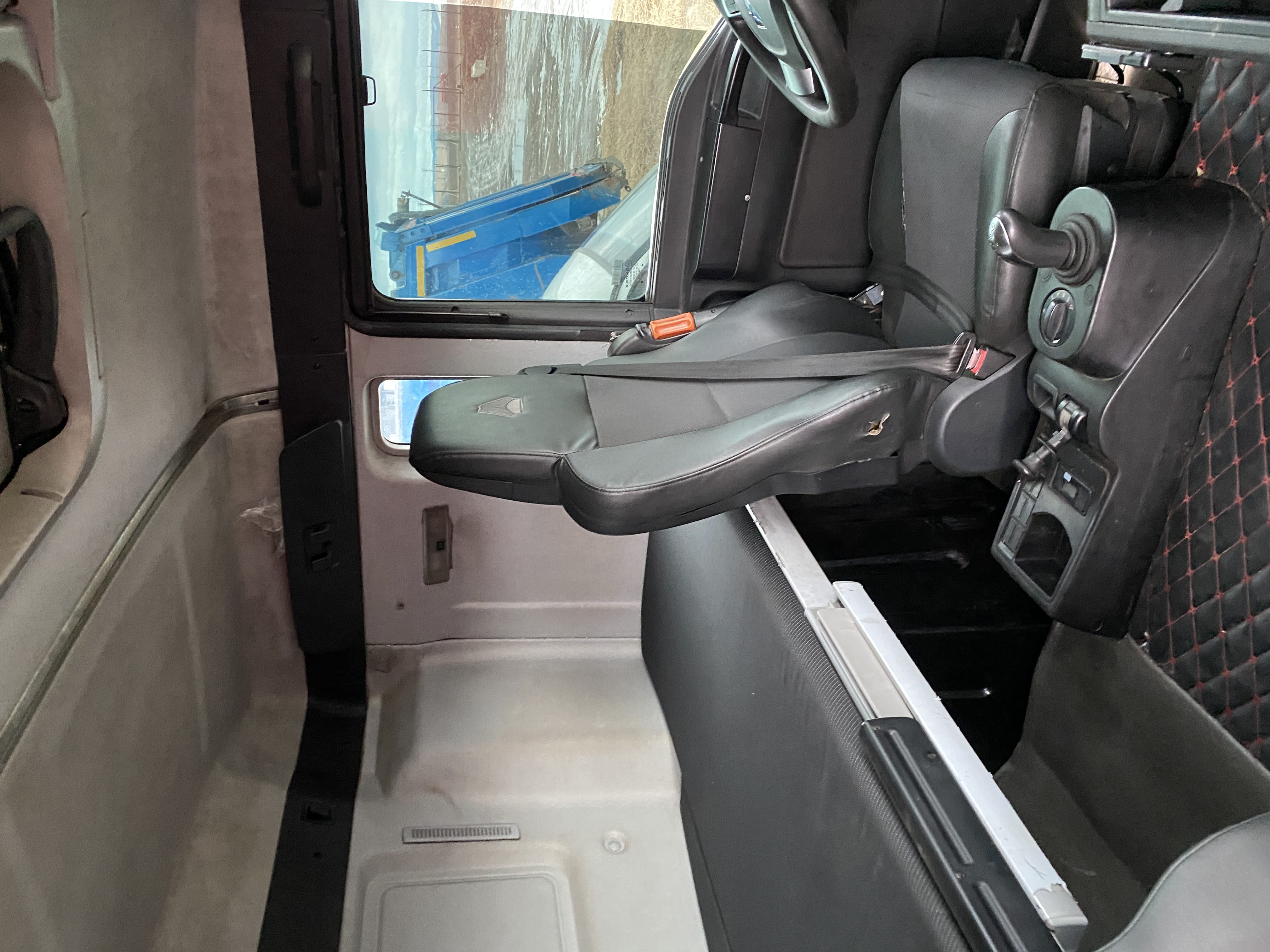 SITRAK C7H 8x4 Самосвал 2022 г. - фото 16