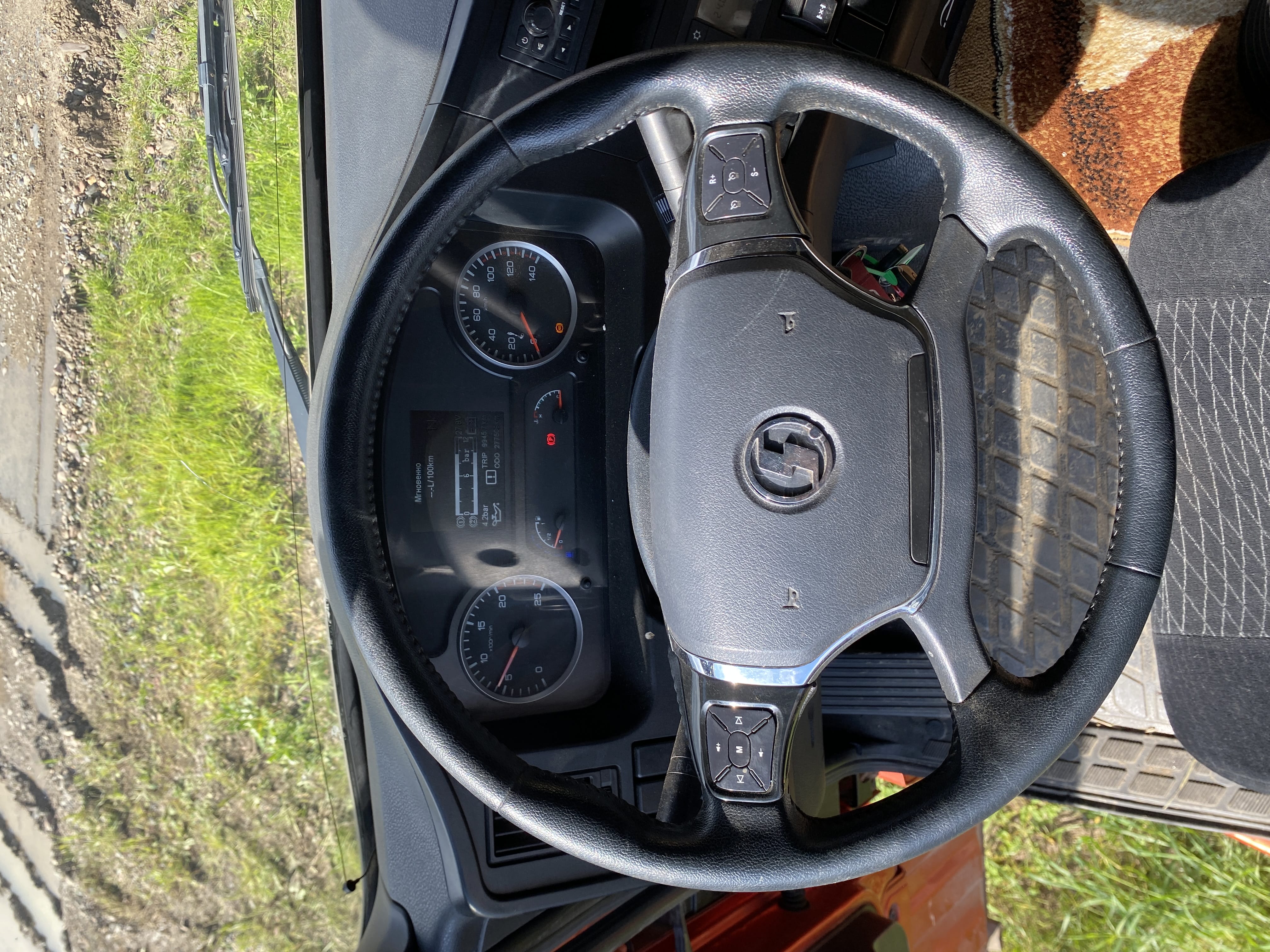 Shacman (Shaanxi) SX* 6x4 Седельный тягач 2022 г. - фото 13