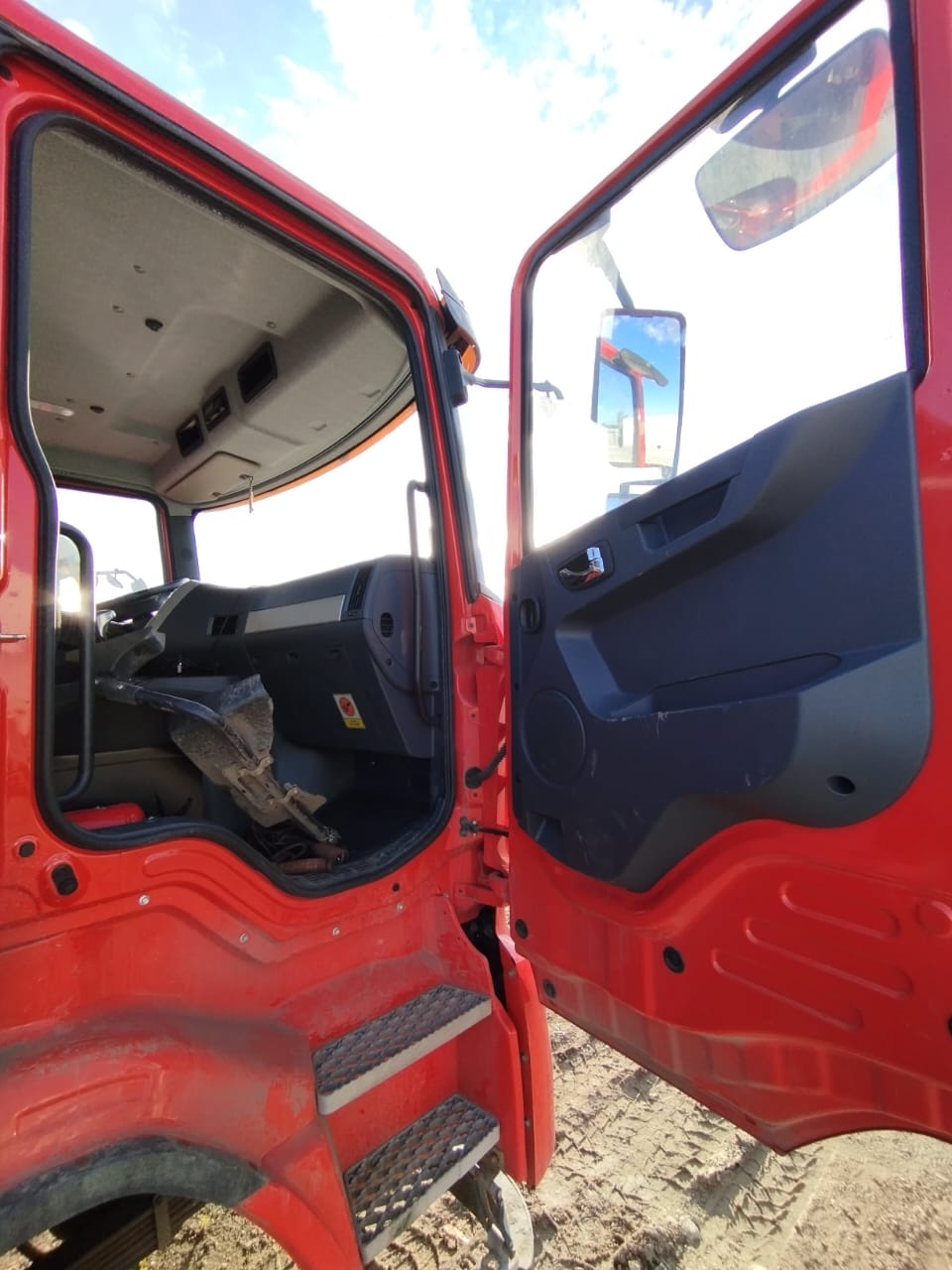 SANY SYZ320* 6x4 Самосвал 2022 г. - фото 7