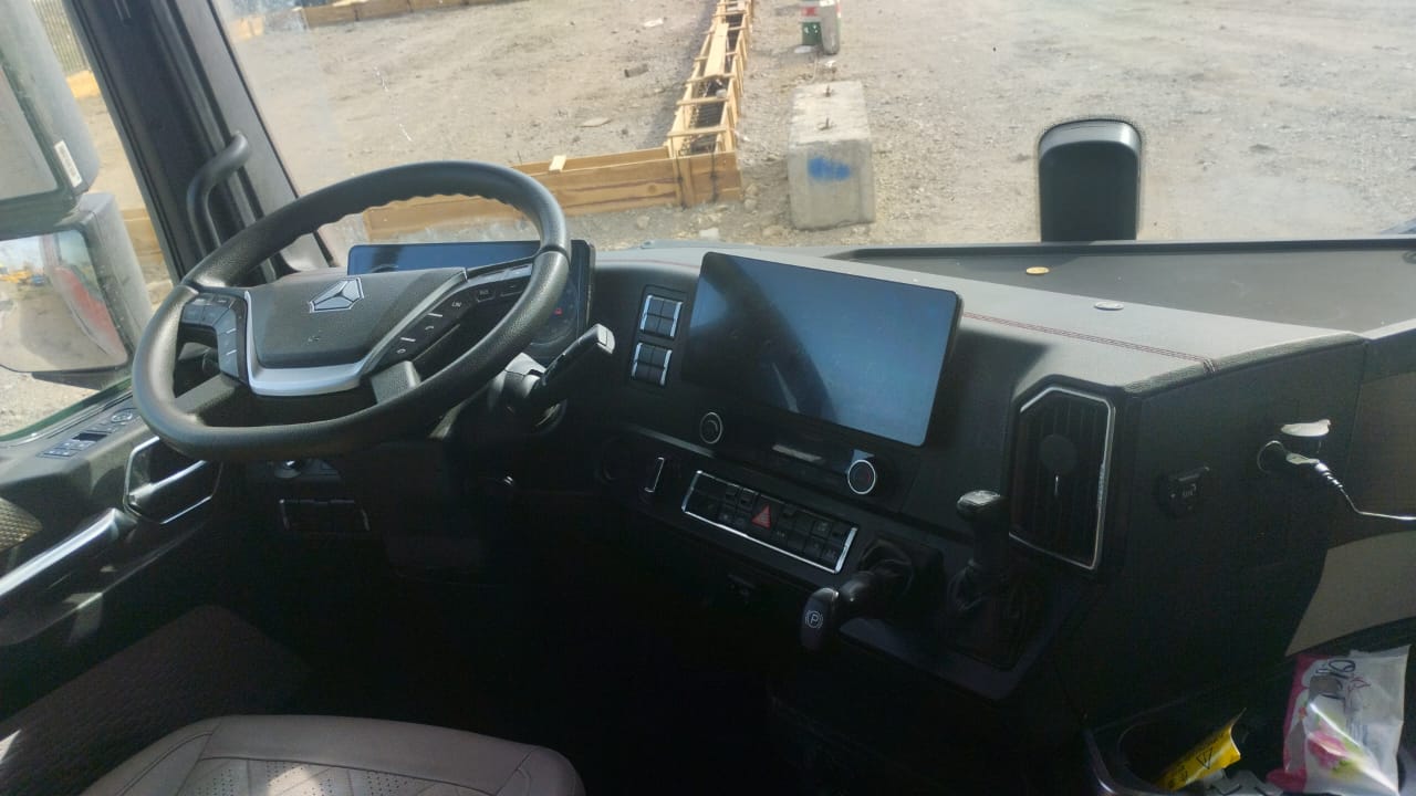 SITRAK C7H 4x2 Седельный тягач 2023 г. - фото 2