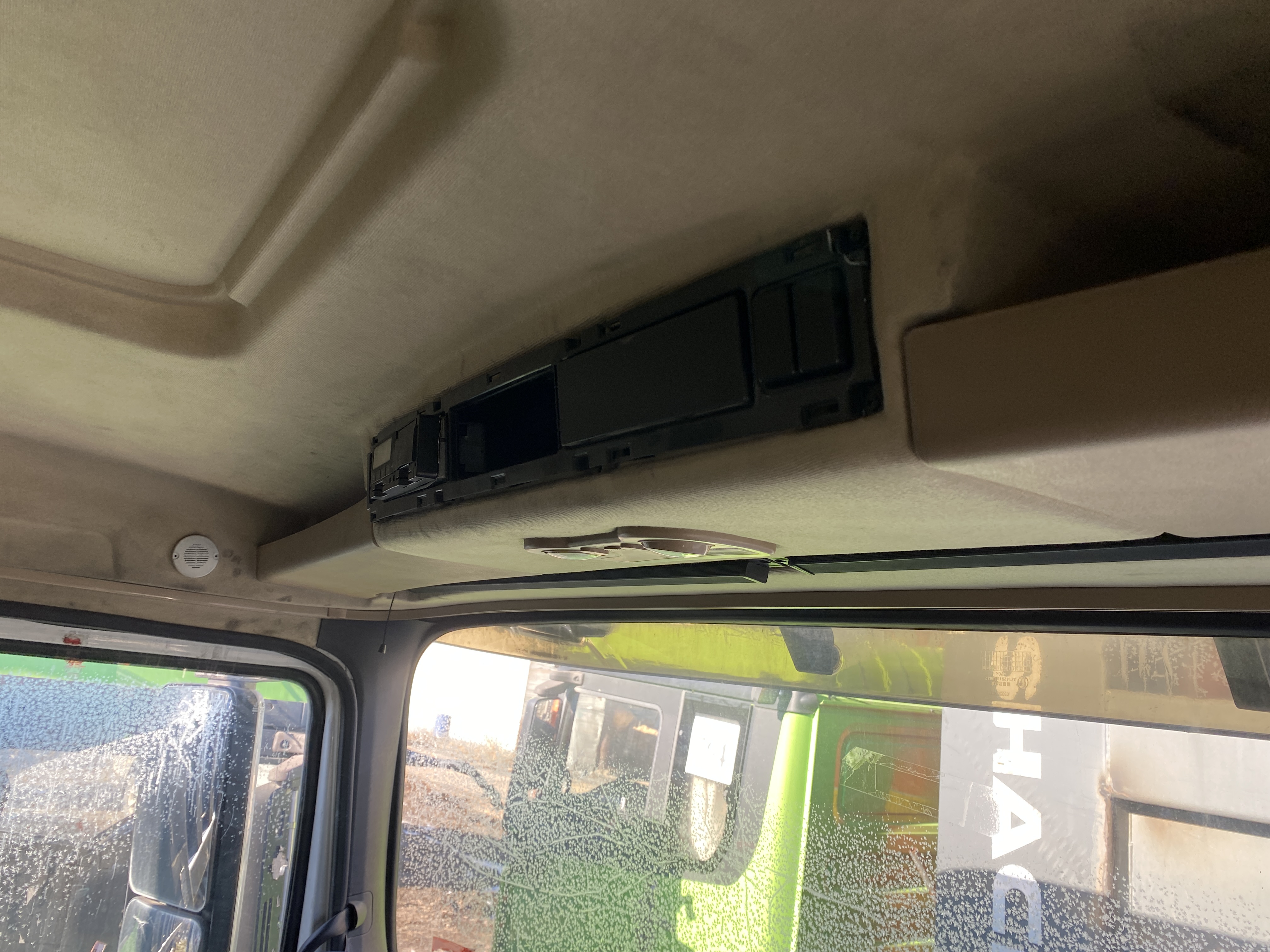 Shacman (Shaanxi) SX* 8x4 Самосвал 2022 г. - фото 11