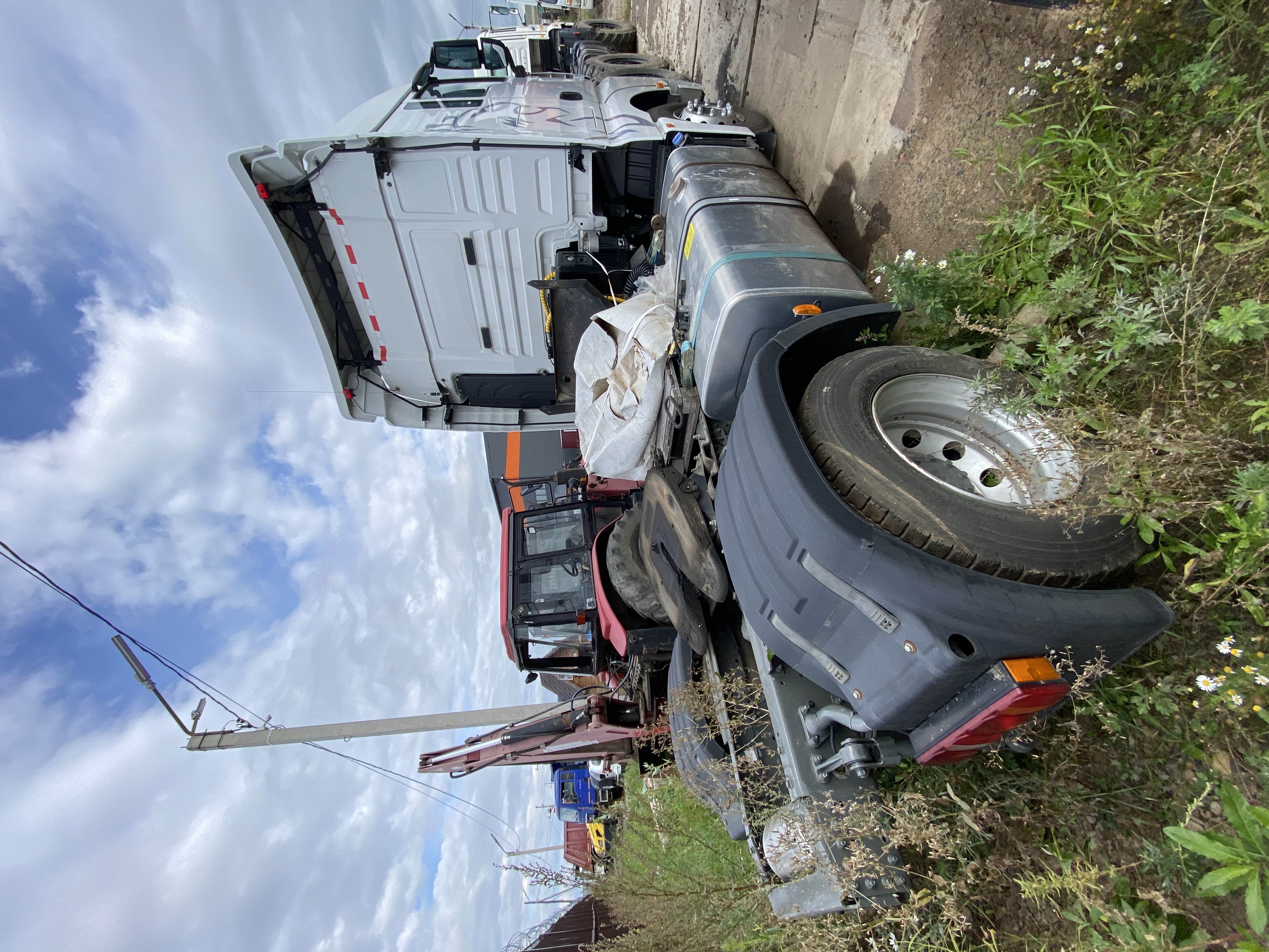 SITRAK C7H 4x2 Седельный тягач 2023 г. - фото 5