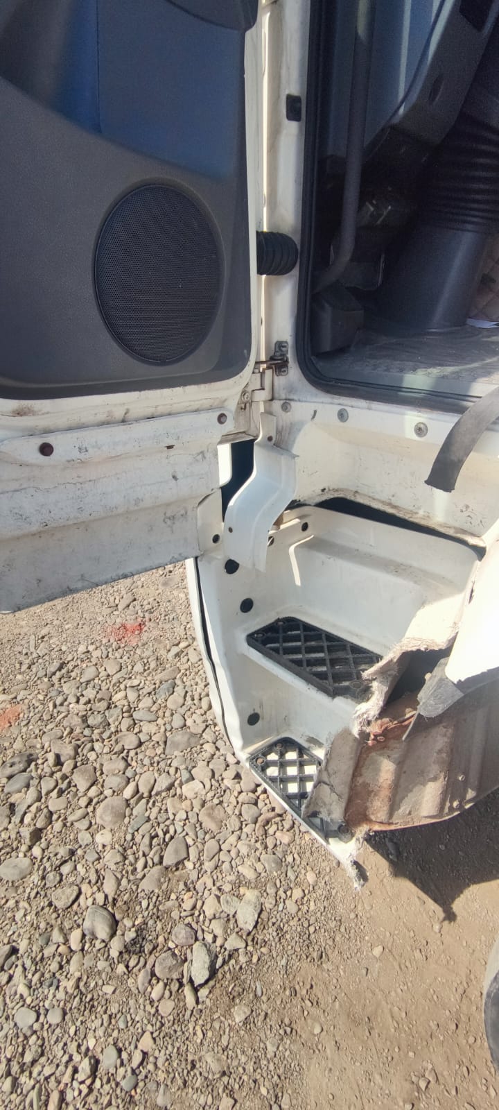 КамАЗ 5490 4x2 Седельный тягач 2020 г. - фото 16