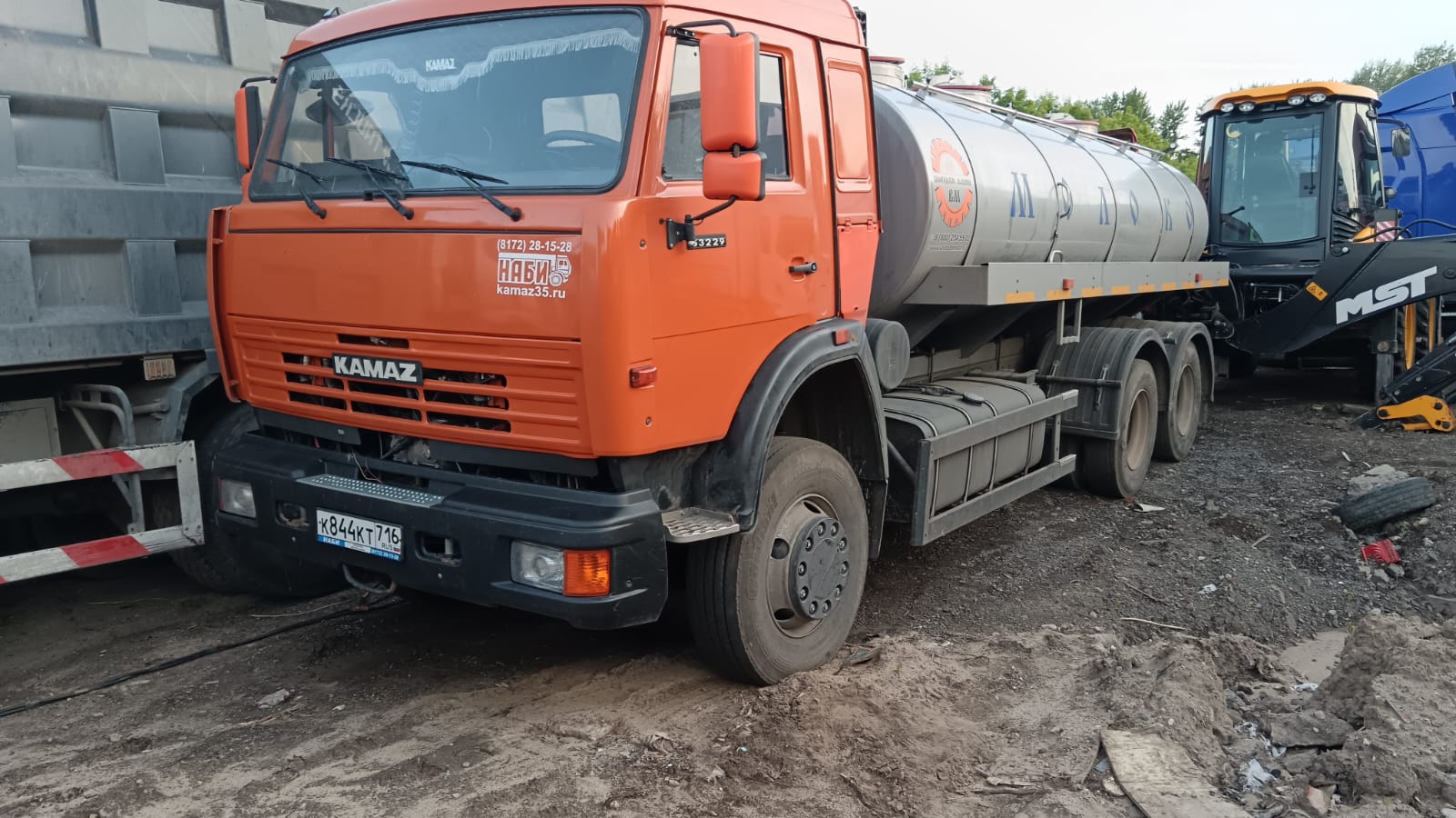 Вологодские Машины ЯДИШ-ВМ-53229 на шасси КамАЗ 53229 6x4 Автоцистерна пищевая 2023 г. - фото 2