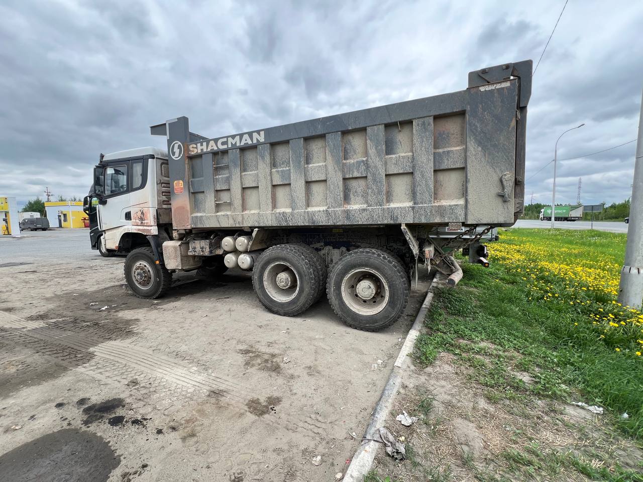 Shacman (Shaanxi) SX* 6x6 Самосвал 2022 г. - фото 7