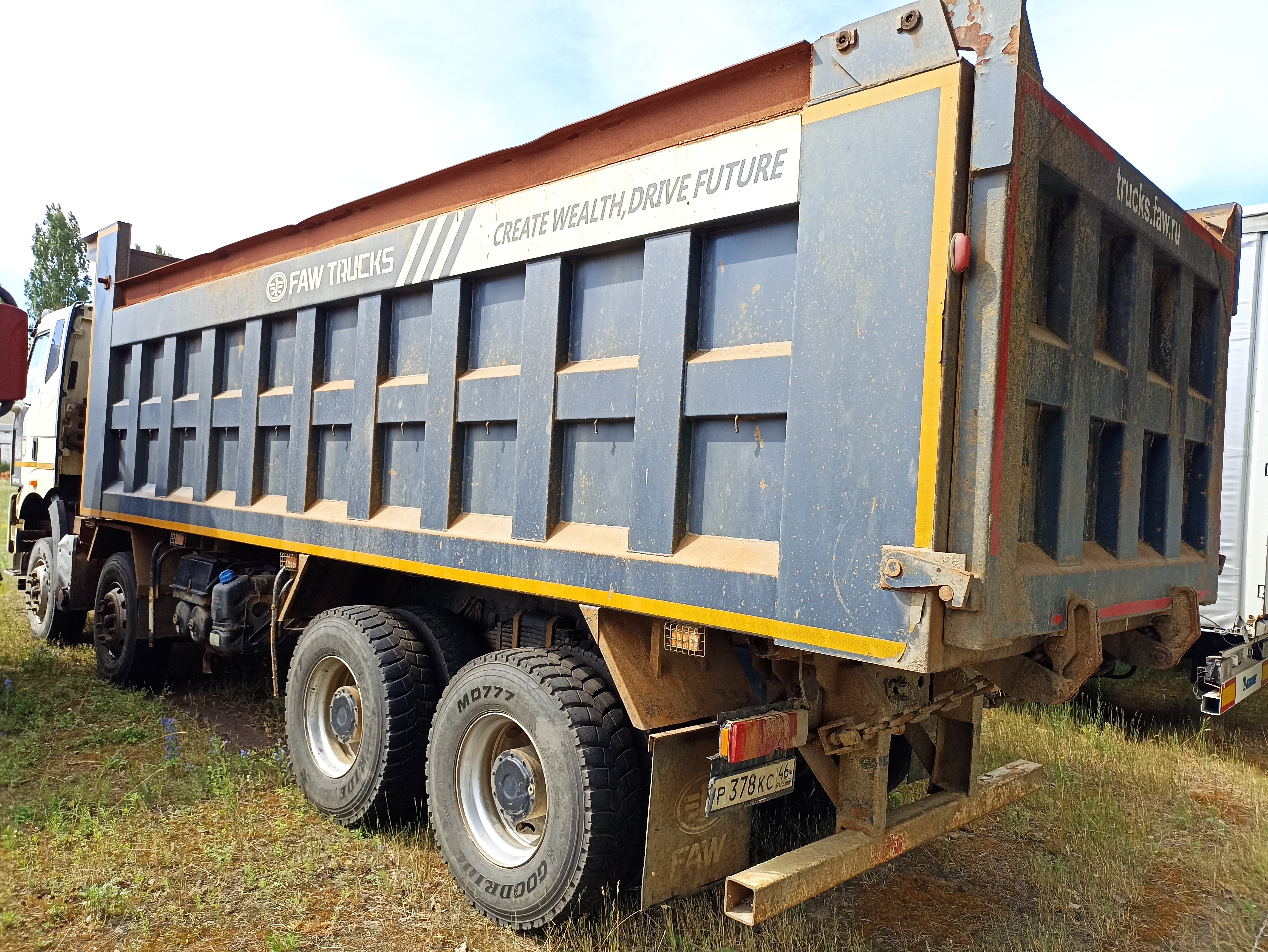 FAW J6 8x4 Самосвал 2022 г. - фото 3