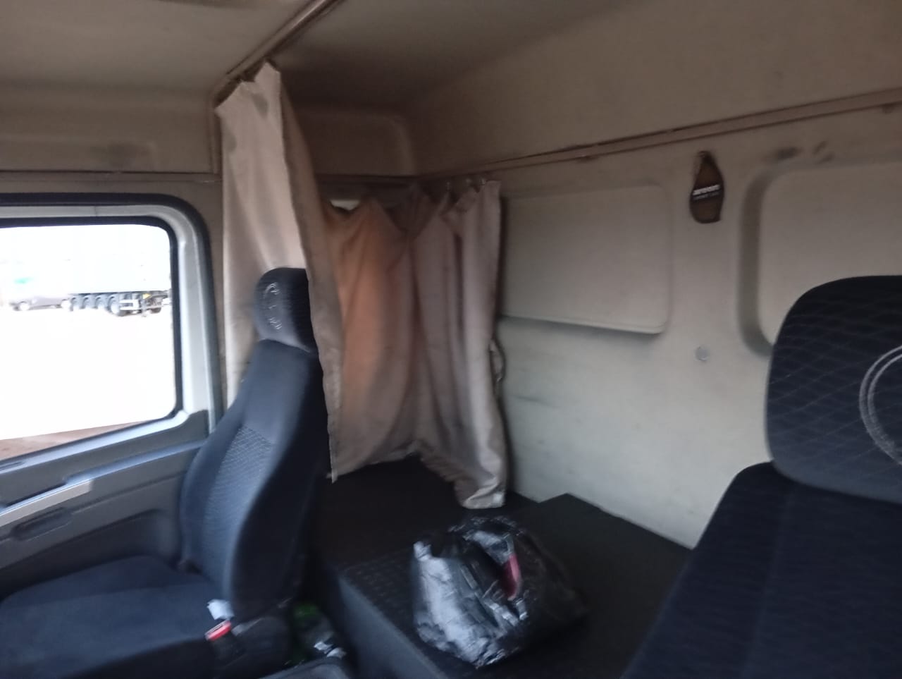 Shacman (Shaanxi) SX* 8x4 Самосвал 2022 г. - фото 9