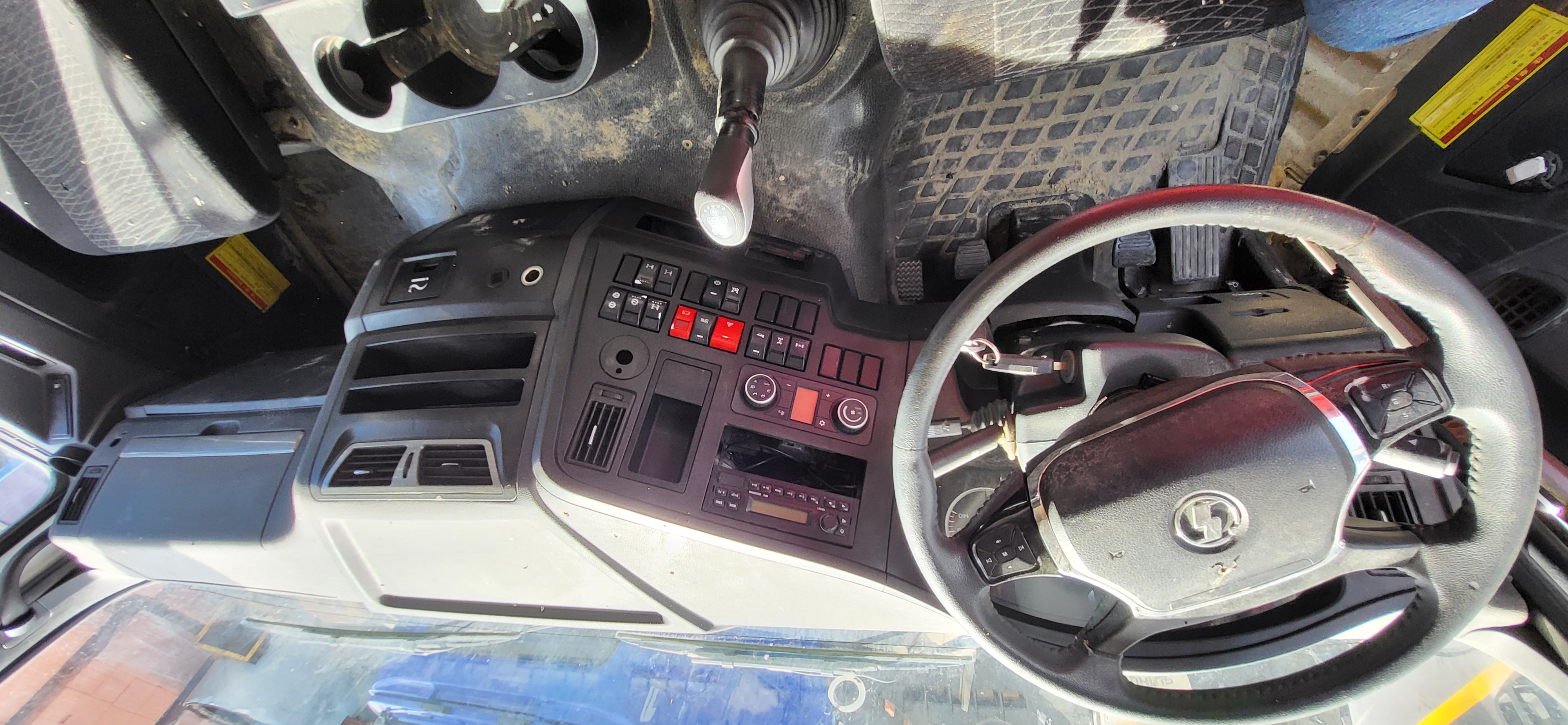 Shacman (Shaanxi) SX* 6x6 Самосвал 2023 г. - фото 2