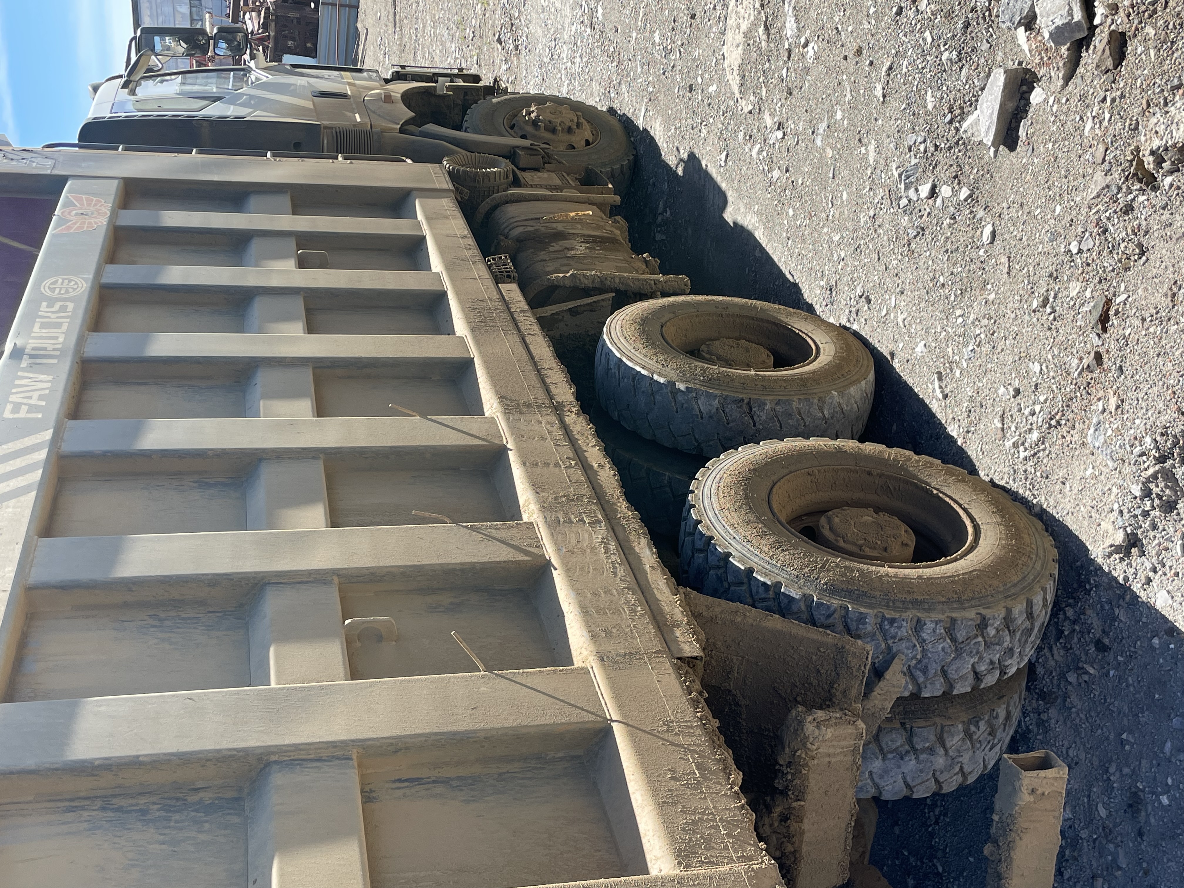 FAW J6 6x6 Самосвал 2023 г. - фото 6