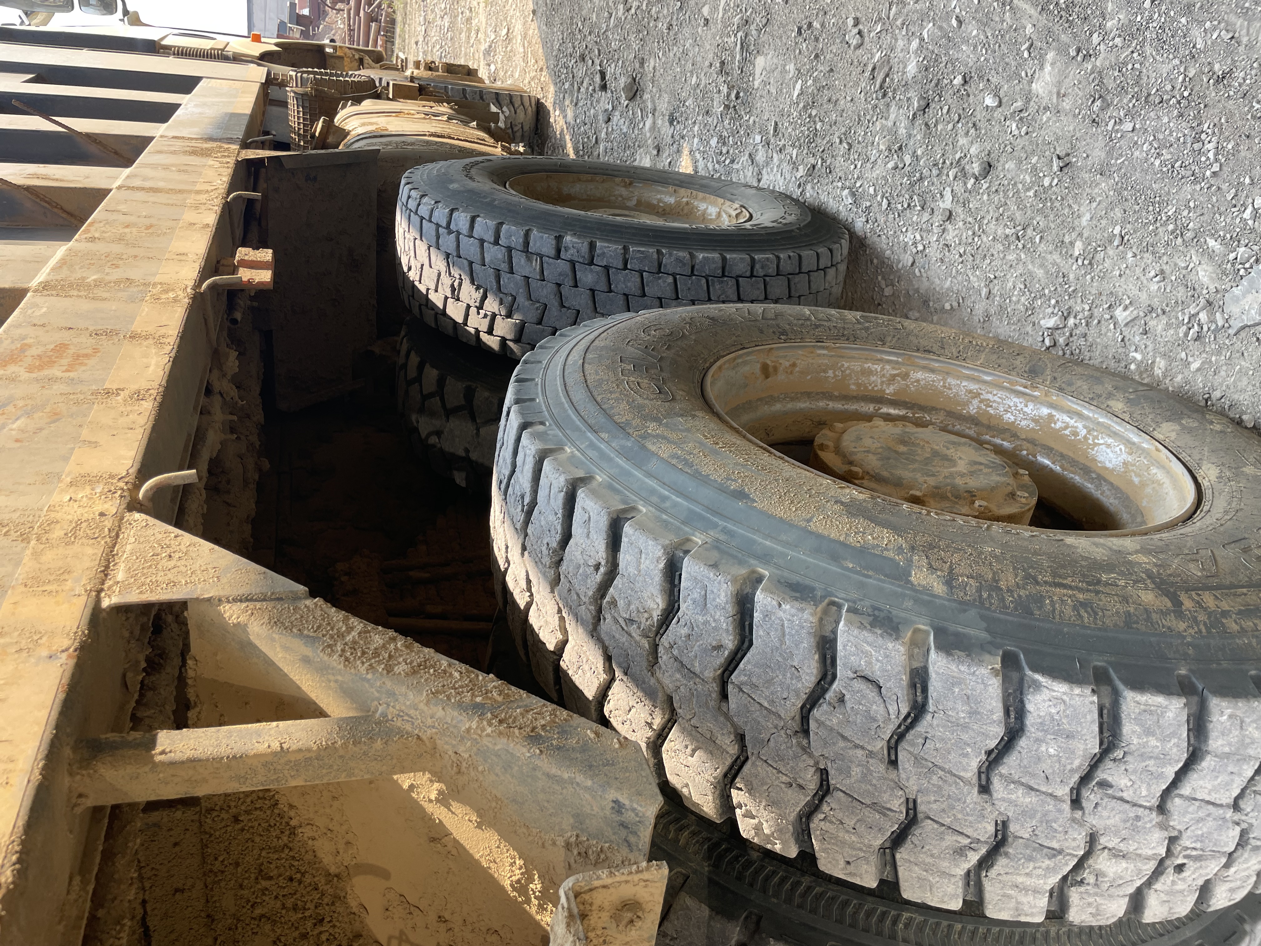 FAW J6 6x6 Самосвал 2023 г. - фото 6