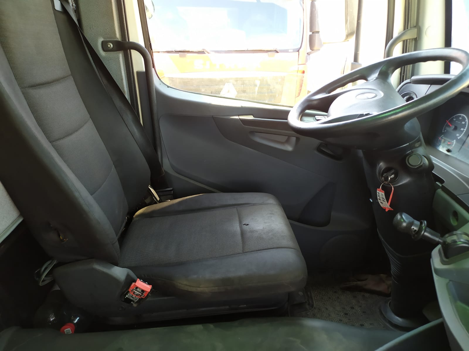 КамАЗ 5490 4x2 Седельный тягач 2018 г. - фото 5