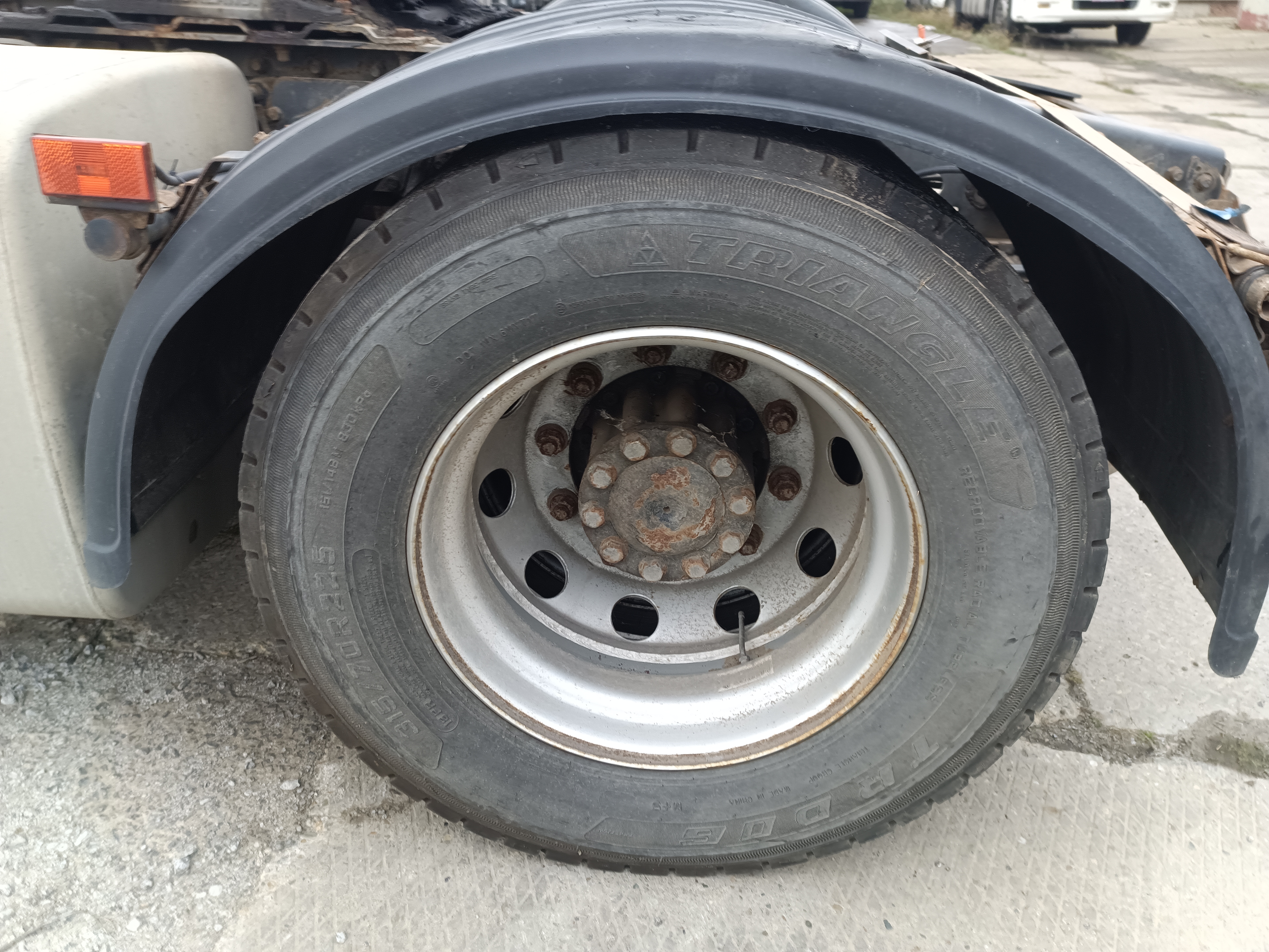 КамАЗ 5490 4x2 Седельный тягач 2017 г. - фото 14