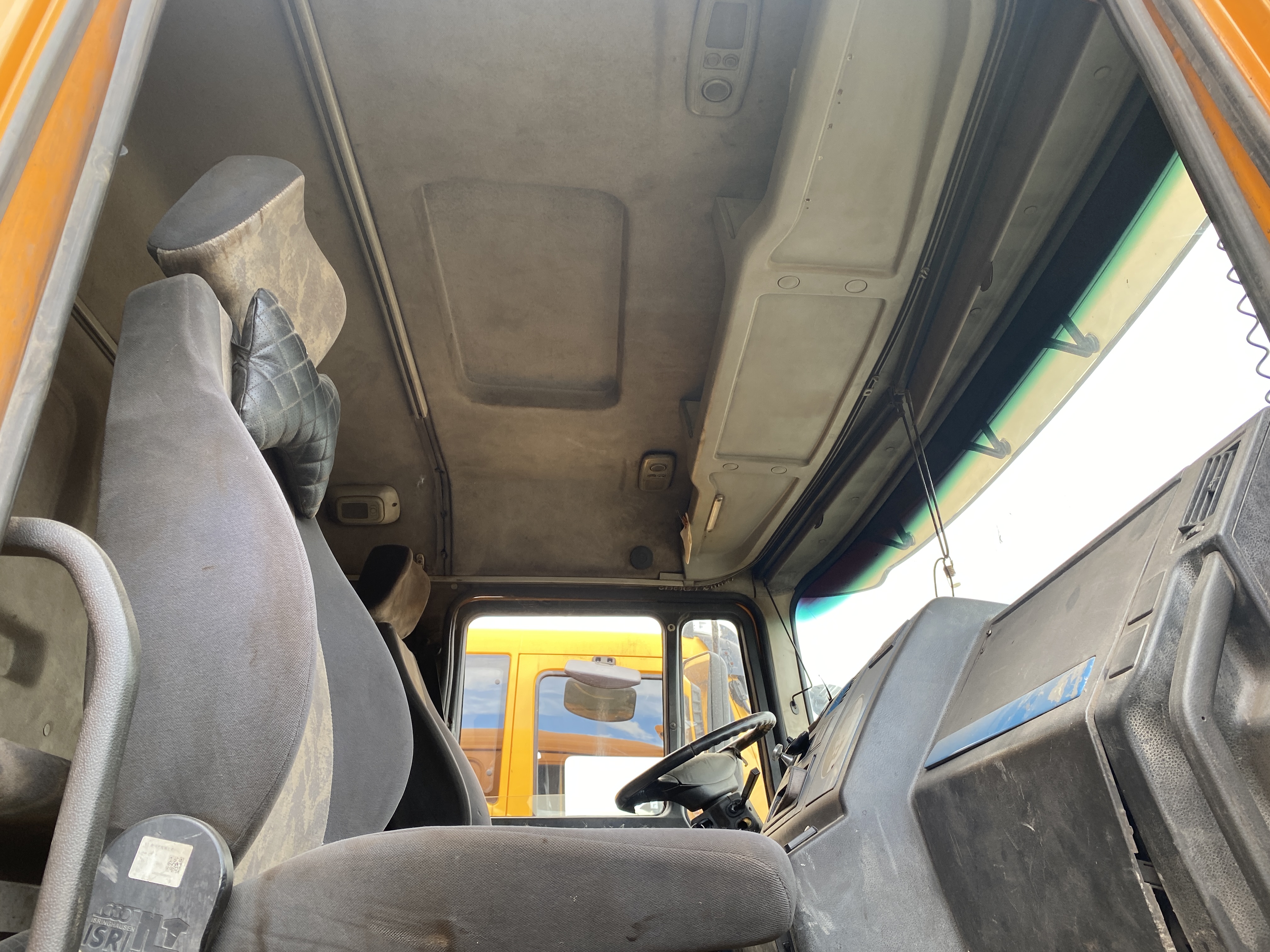 Shacman (Shaanxi) SX* 8x4 Самосвал 2018 г. - фото 9