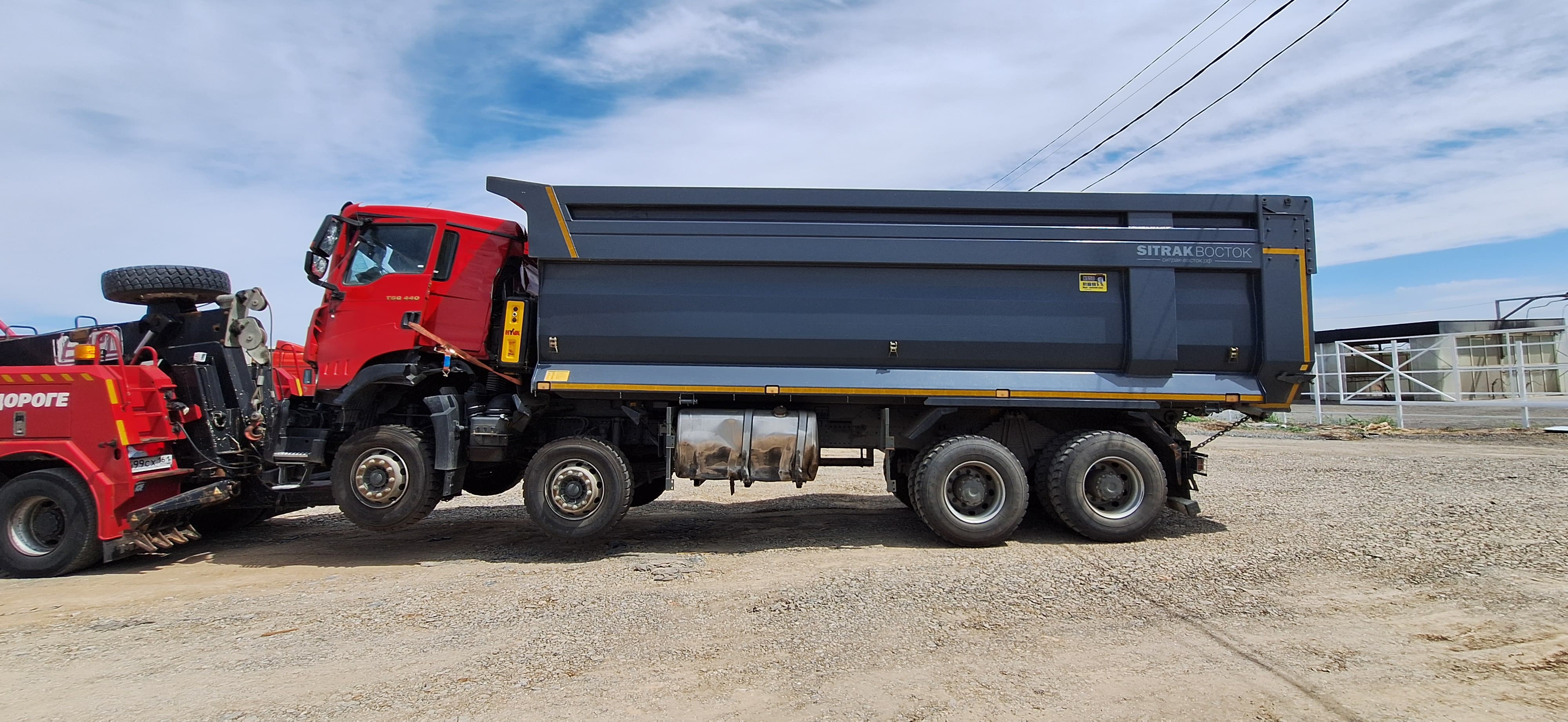 Howo ZZ* 8x4 Самосвал 2023 г. - фото 3