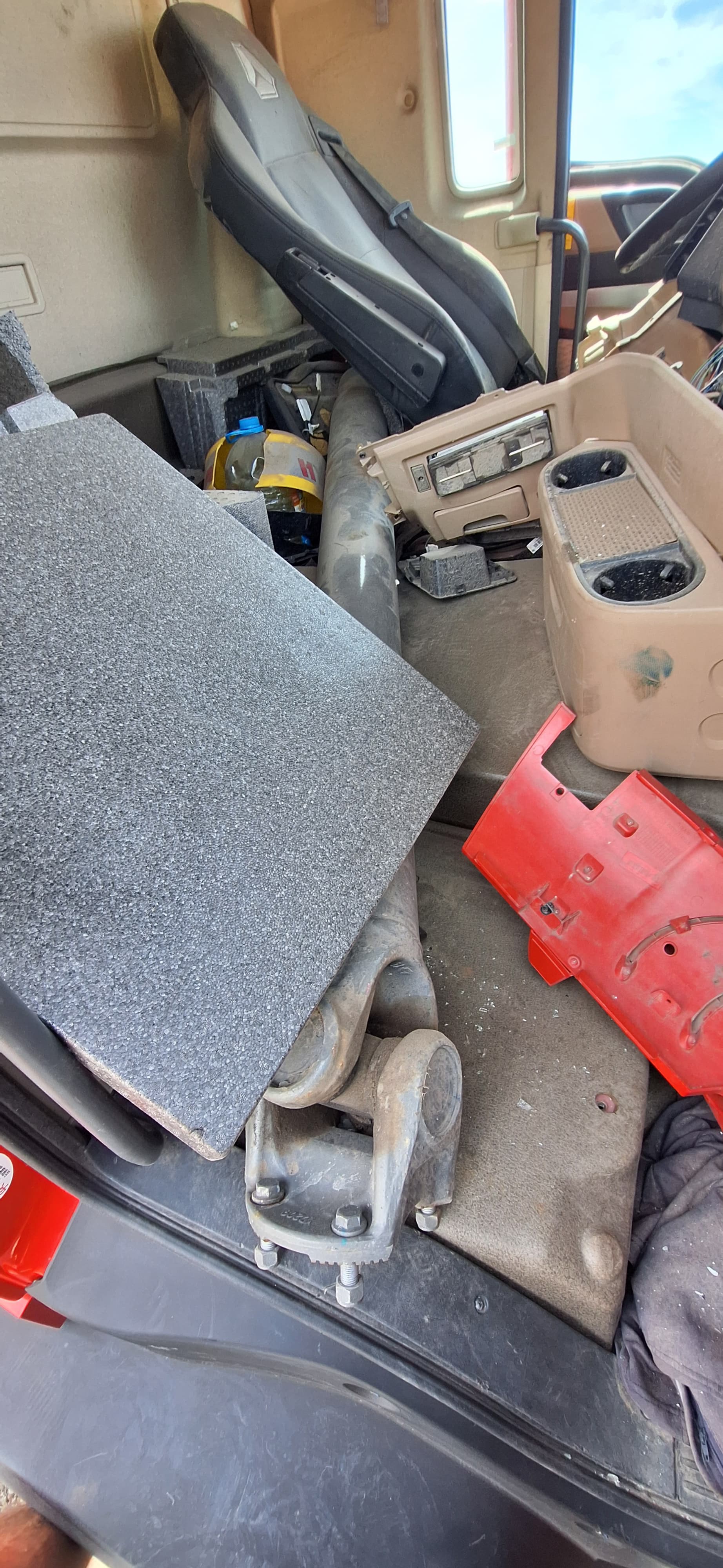 Howo ZZ* 8x4 Самосвал 2023 г. - фото 10