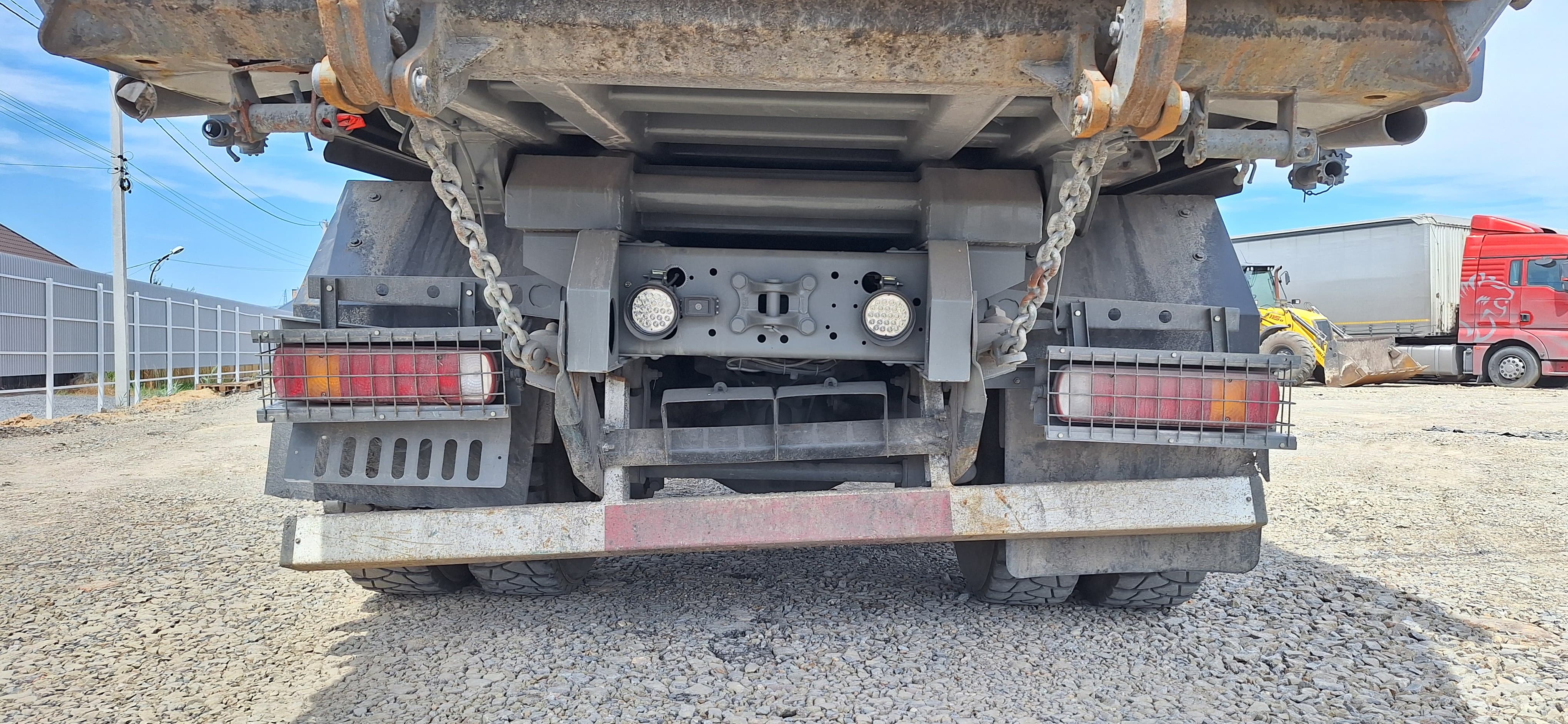 Howo ZZ* 8x4 Самосвал 2023 г. - фото 18