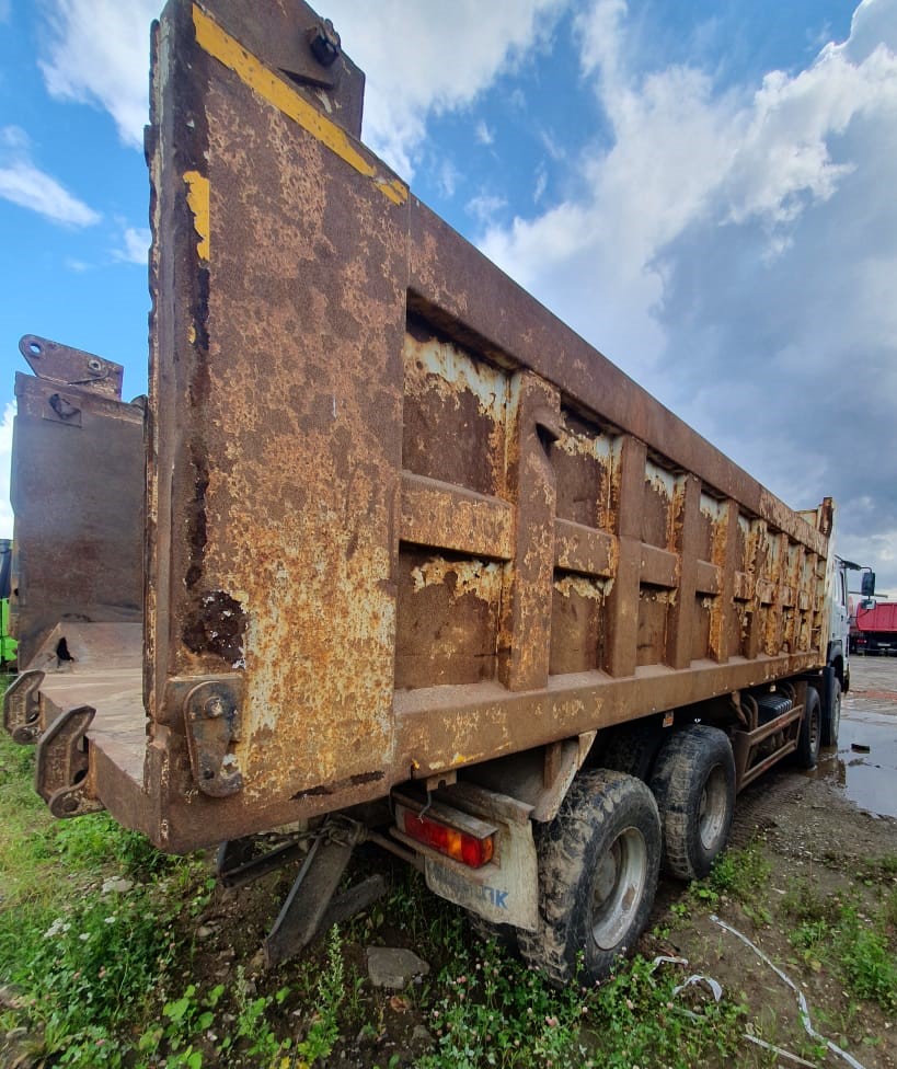 Howo ZZ* 8x4 Самосвал 2018 г. - фото 4