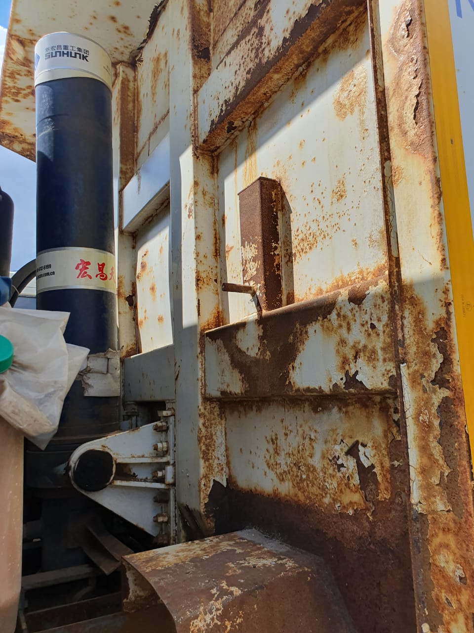 Howo ZZ* 8x4 Самосвал 2018 г. - фото 10