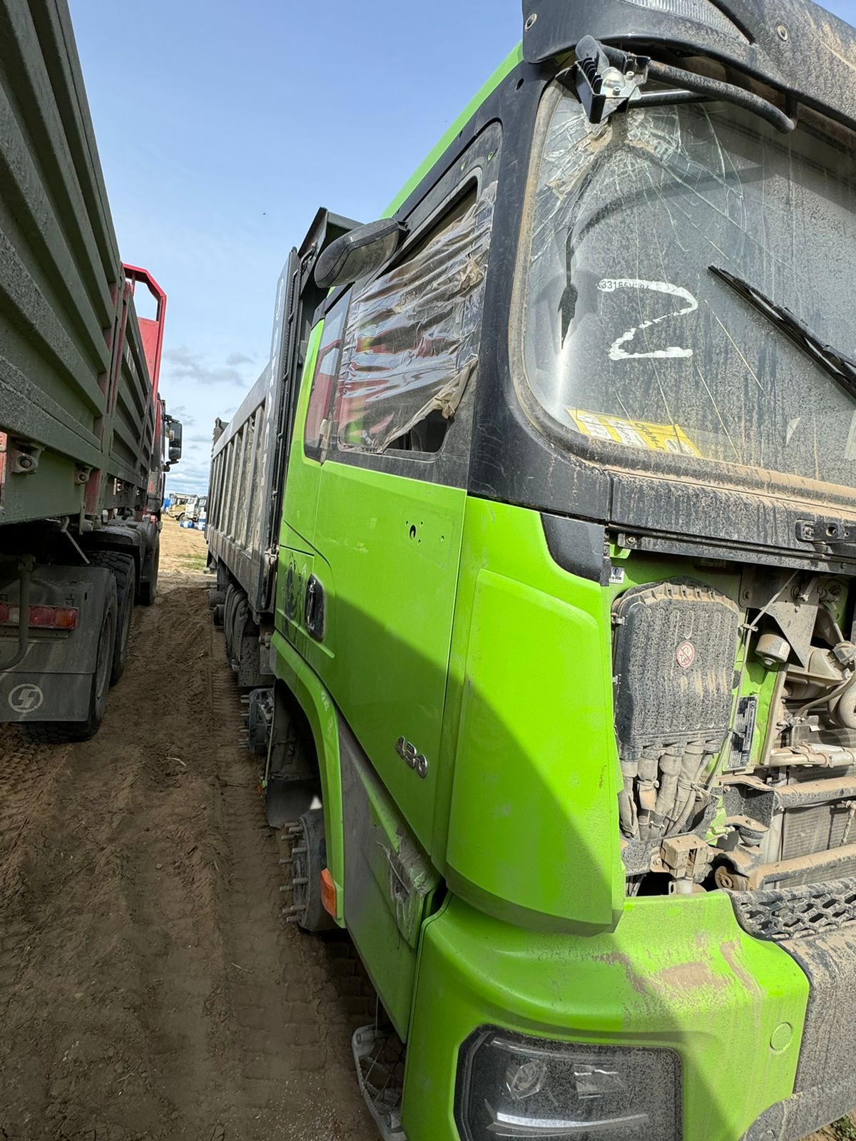 Shacman (Shaanxi) SX* 8x4 Самосвал 2023 г. - фото 2