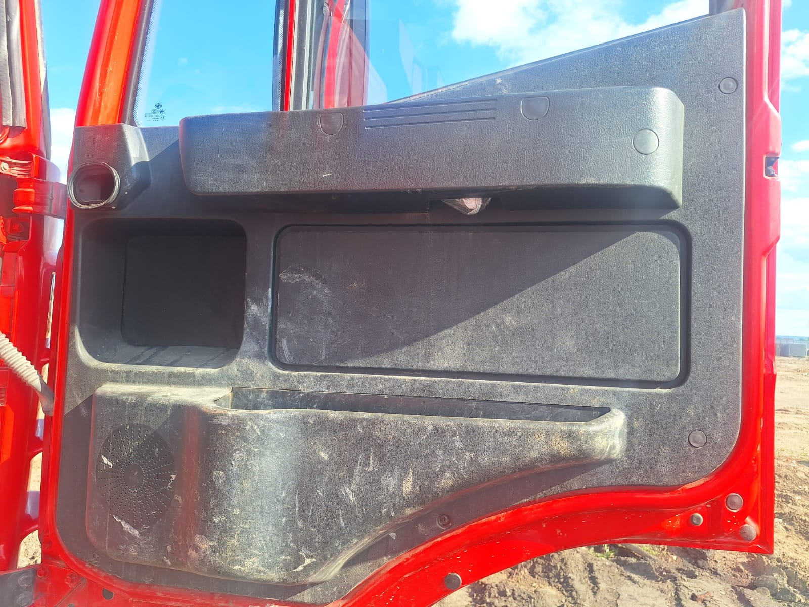 HONGYAN 908 8x4 Самосвал 2022 г. - фото 19