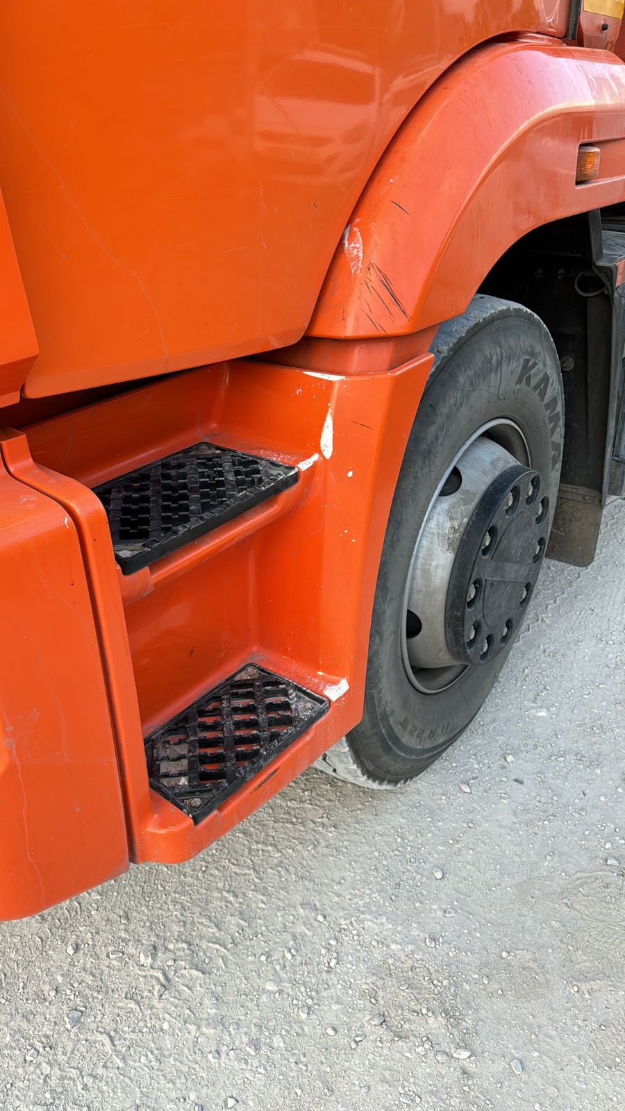 ЭНЕРГОТЕХПРОМ-ИНВЕСТ 6535* на шасси КамАЗ 65115 6x4 Зерновоз 2022 г. - фото 12