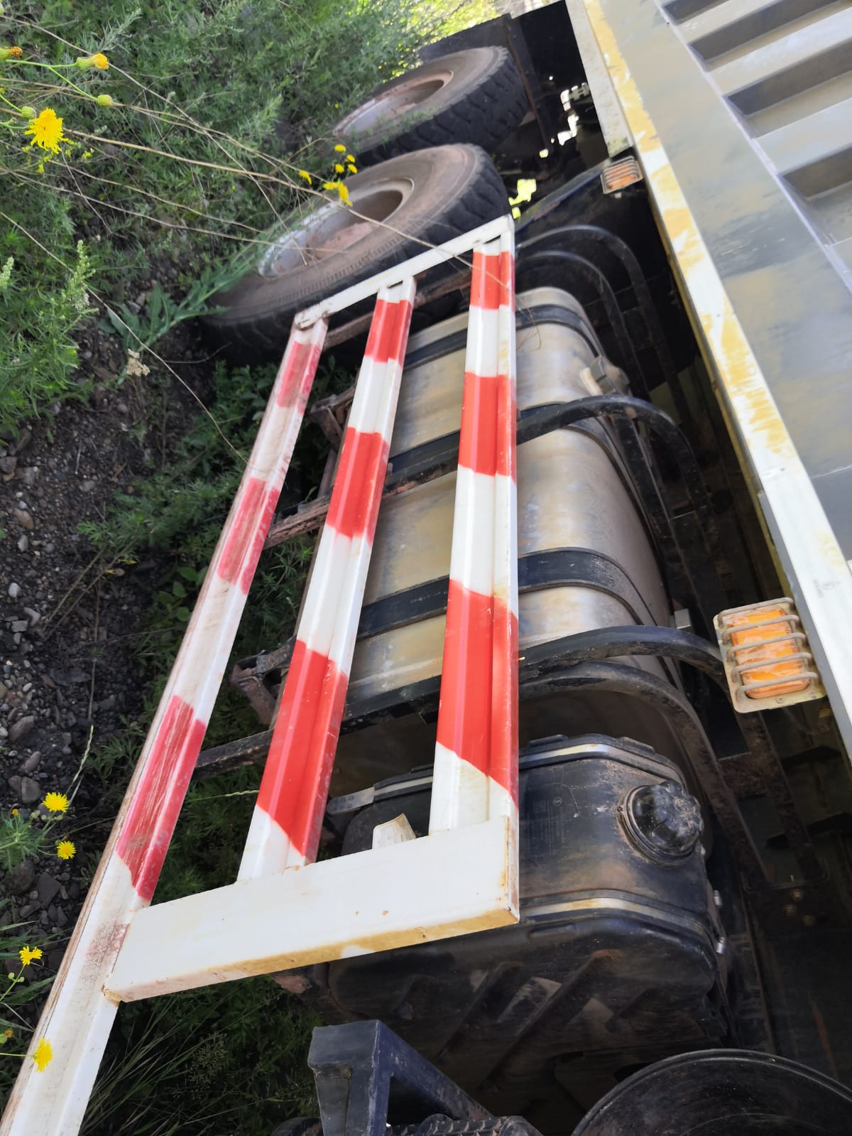 Shacman (Shaanxi) SX* 6x6 Самосвал 2021 г. - фото 12