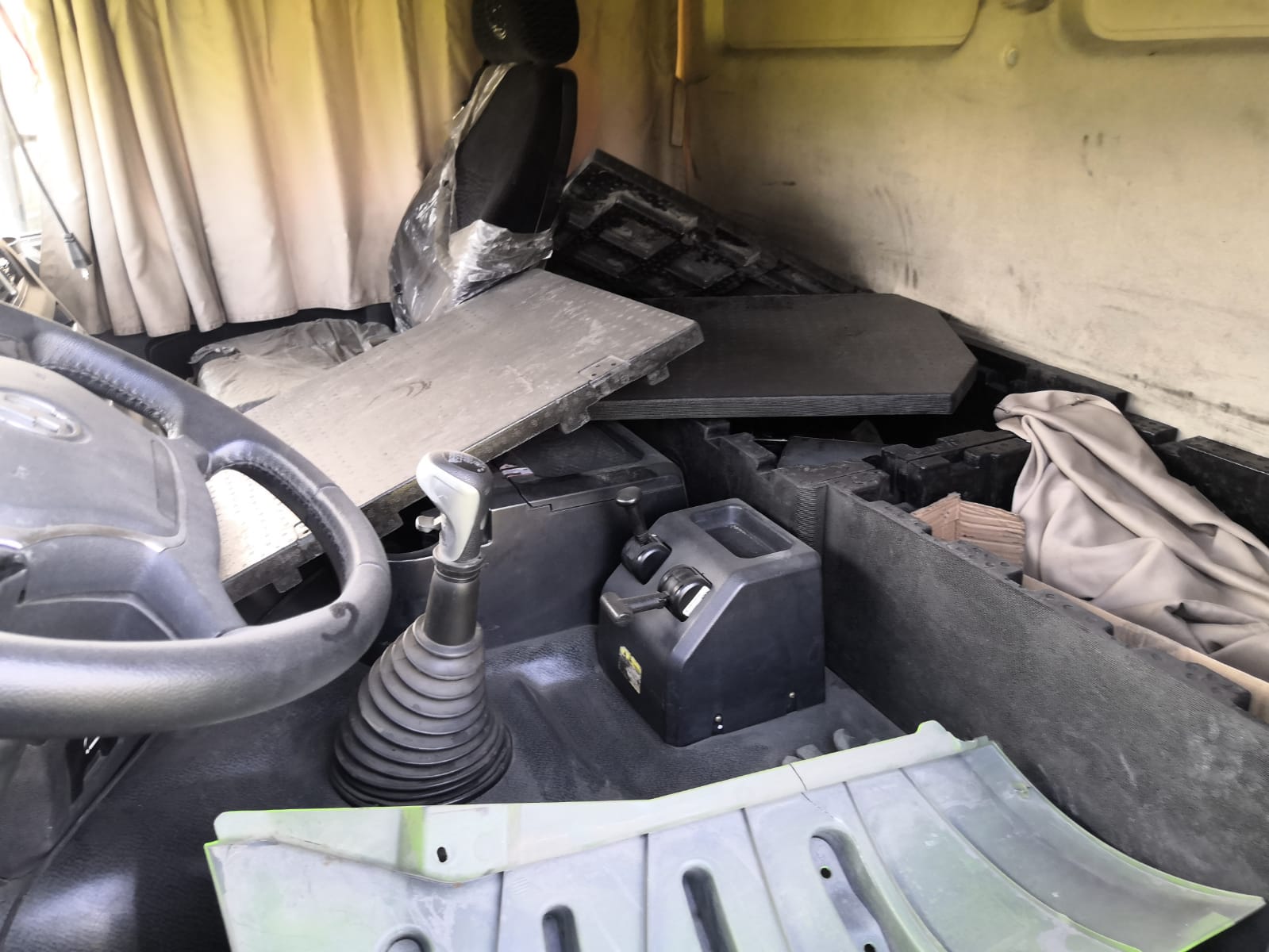 Shacman (Shaanxi) SX* 8x4 Самосвал 2022 г. - фото 7