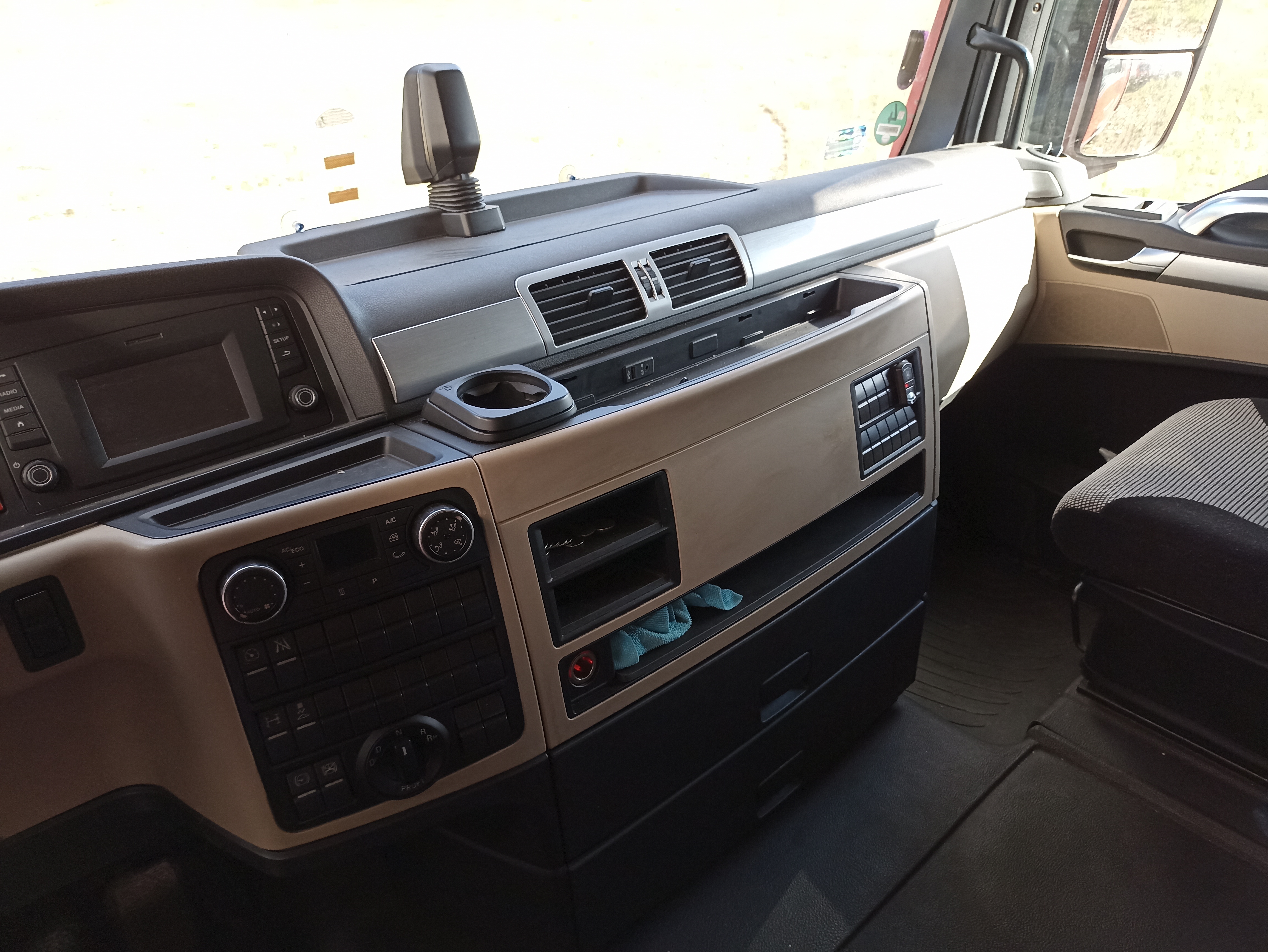 MAN TGX 4X2 Седельный тягач 2020 г. - фото 8