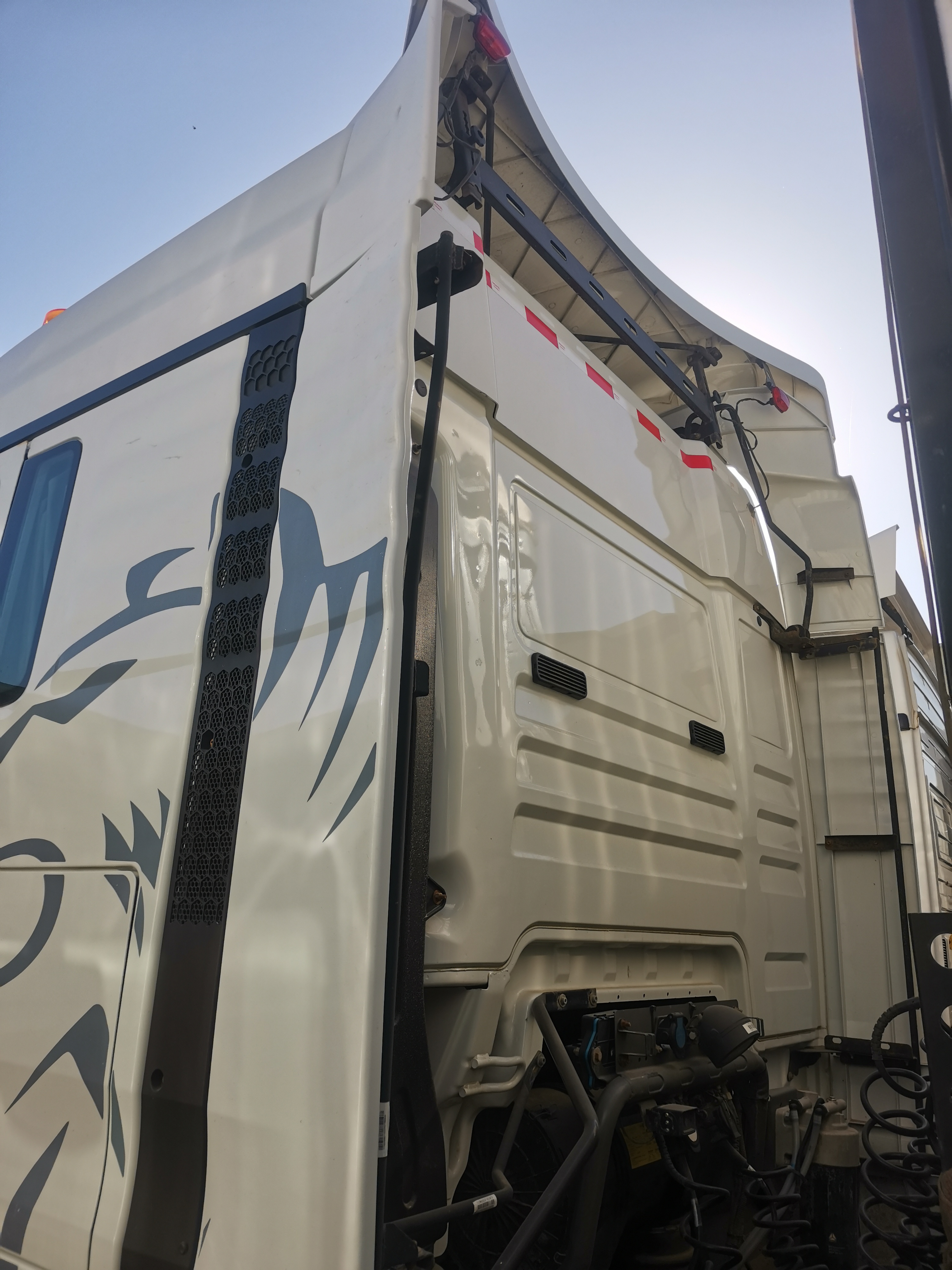 SITRAK C7H 4x2 Седельный тягач 2022 г. - фото 6