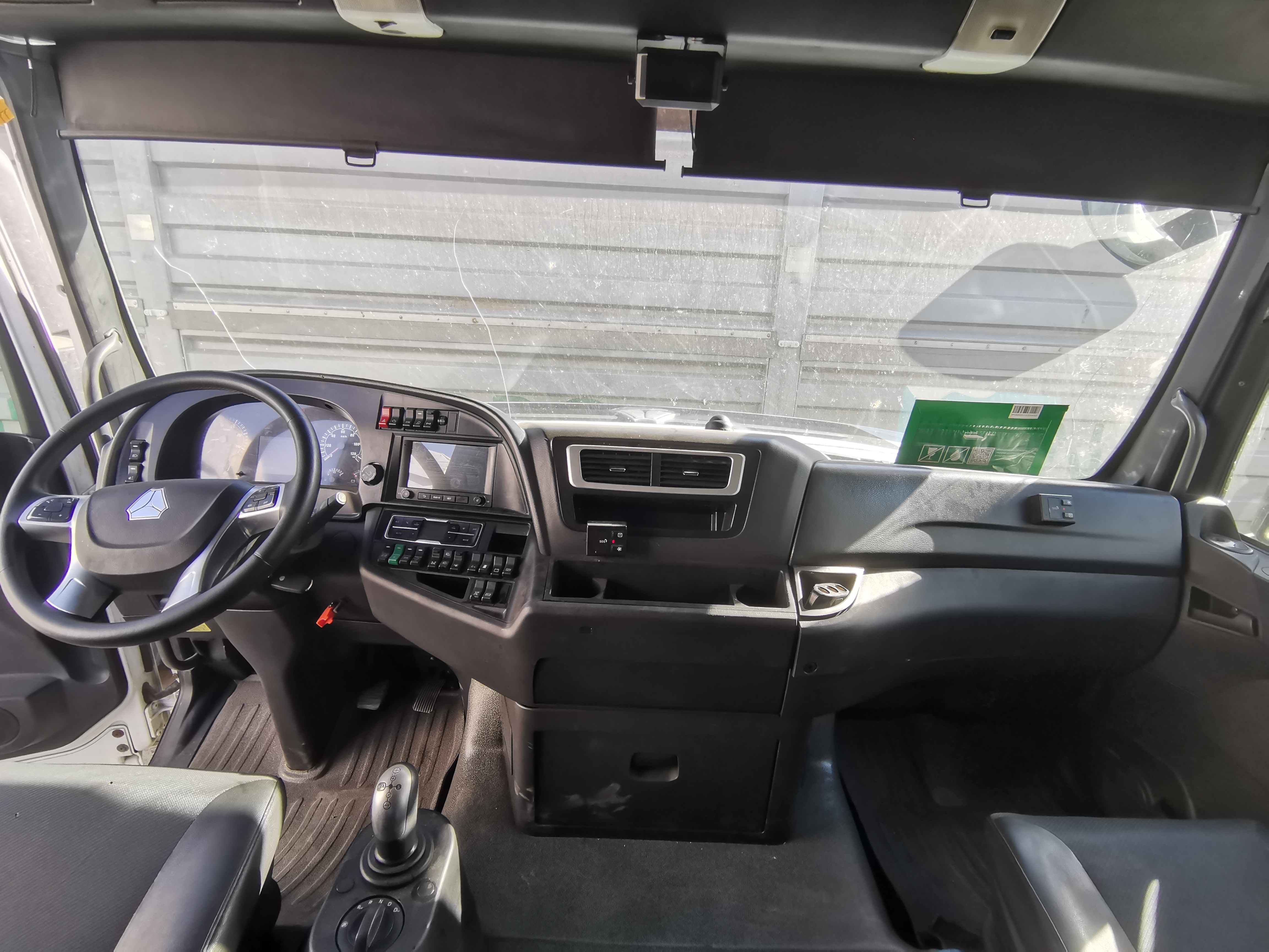 SITRAK C7H 4x2 Седельный тягач 2022 г. - фото 8