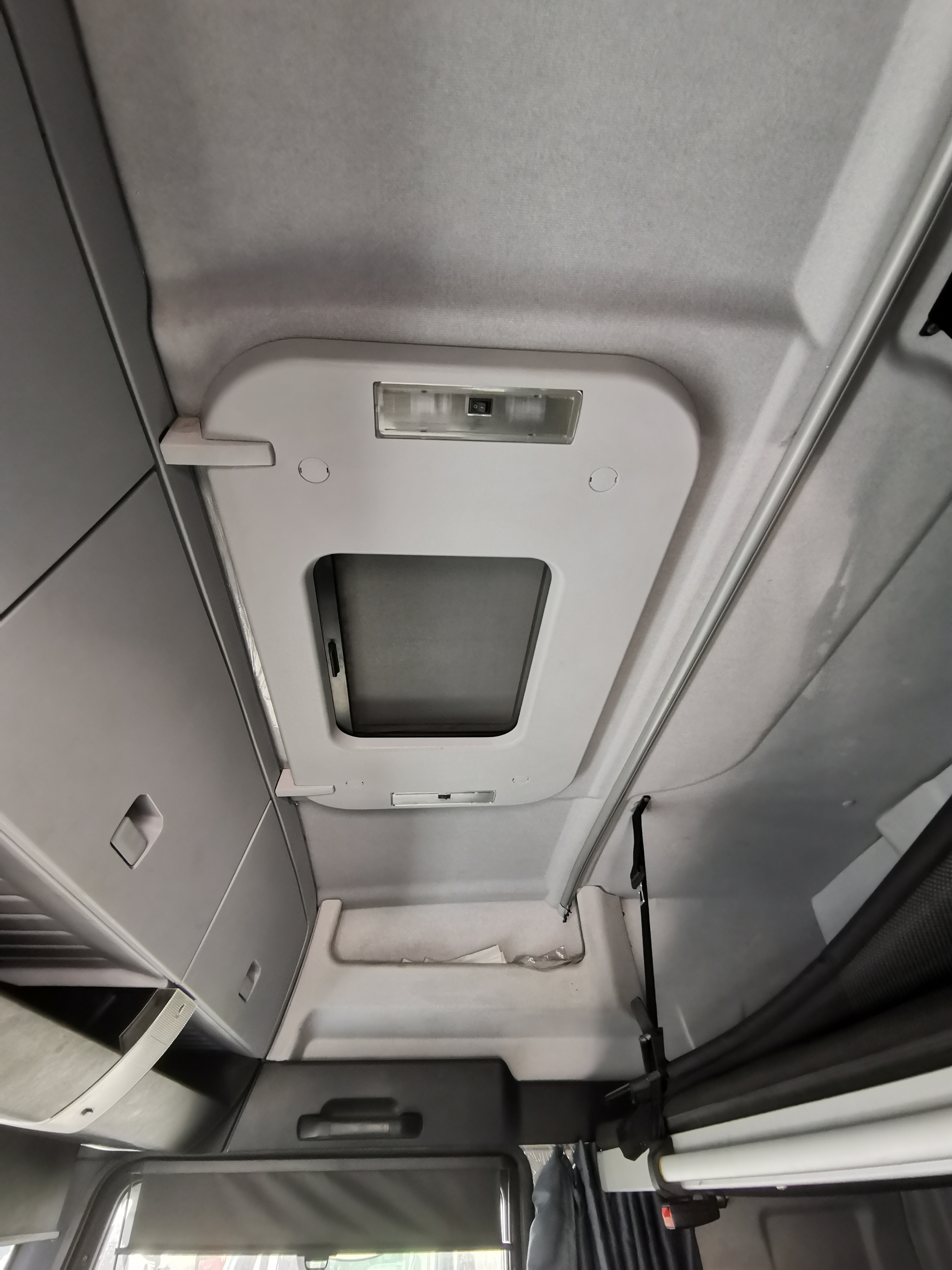 SITRAK C7H 4x2 Седельный тягач 2022 г. - фото 11